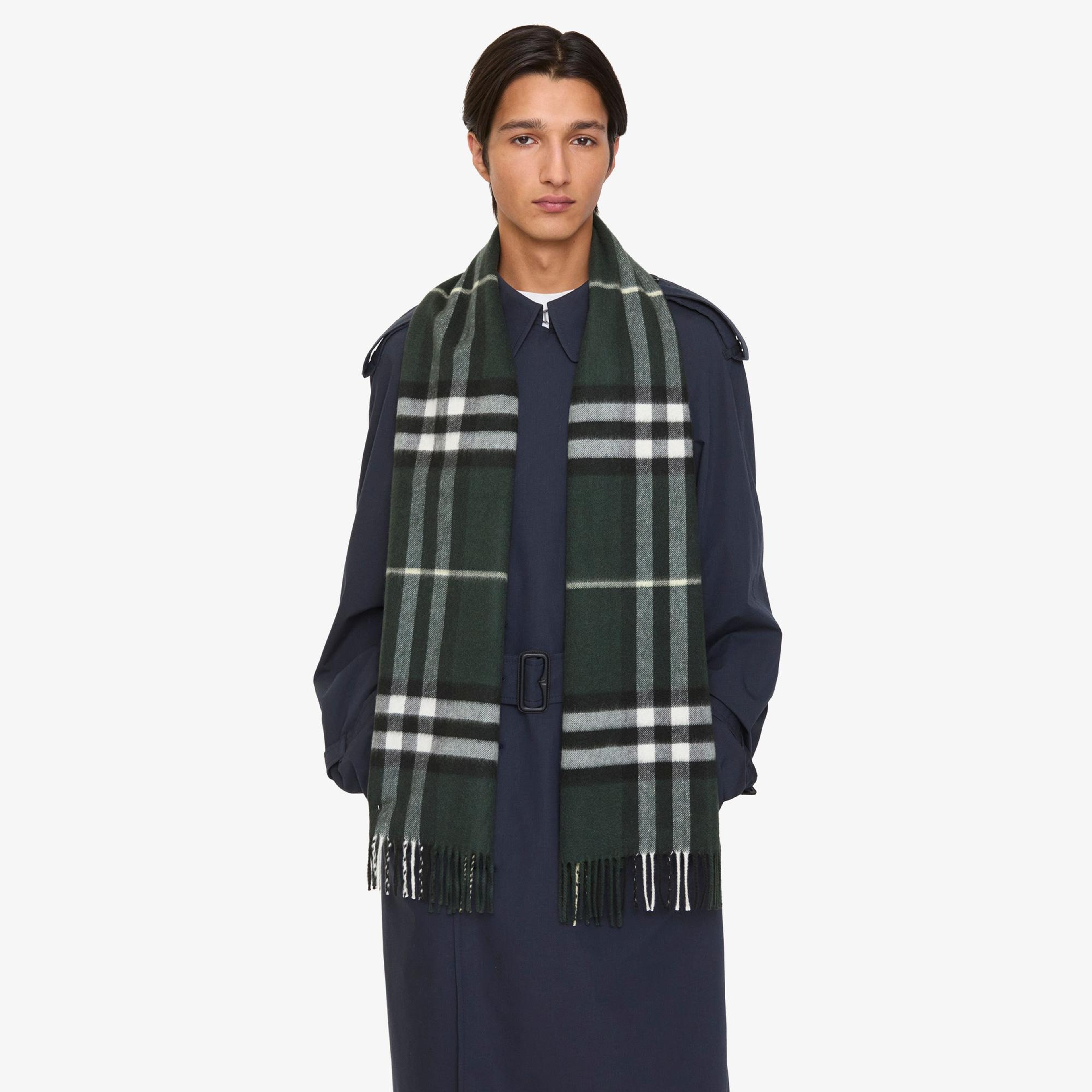 Burberry Giant Check Kadın Yeşil Atkı