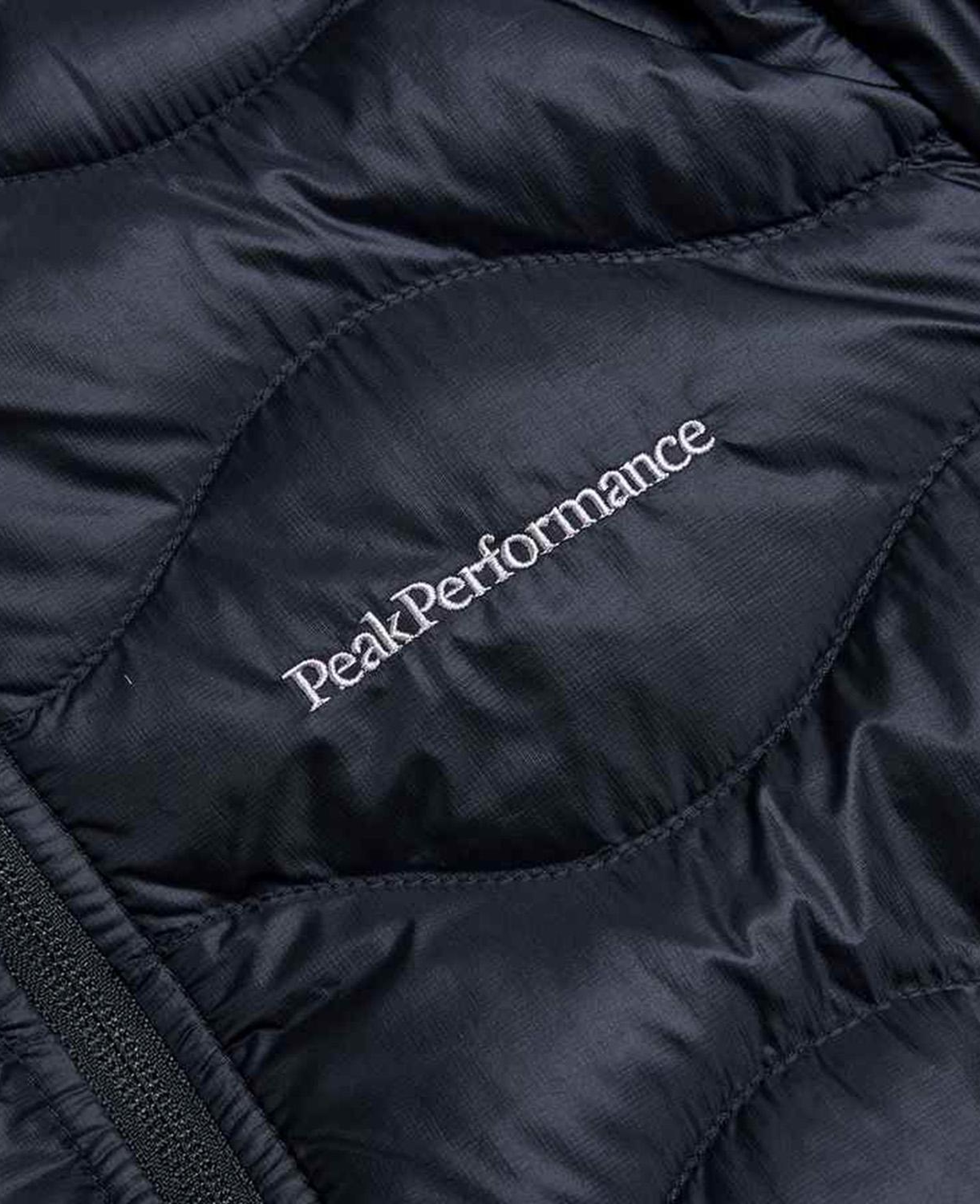 Peak Performance Helium Do Kadın Siyah Outdoor Ceketi