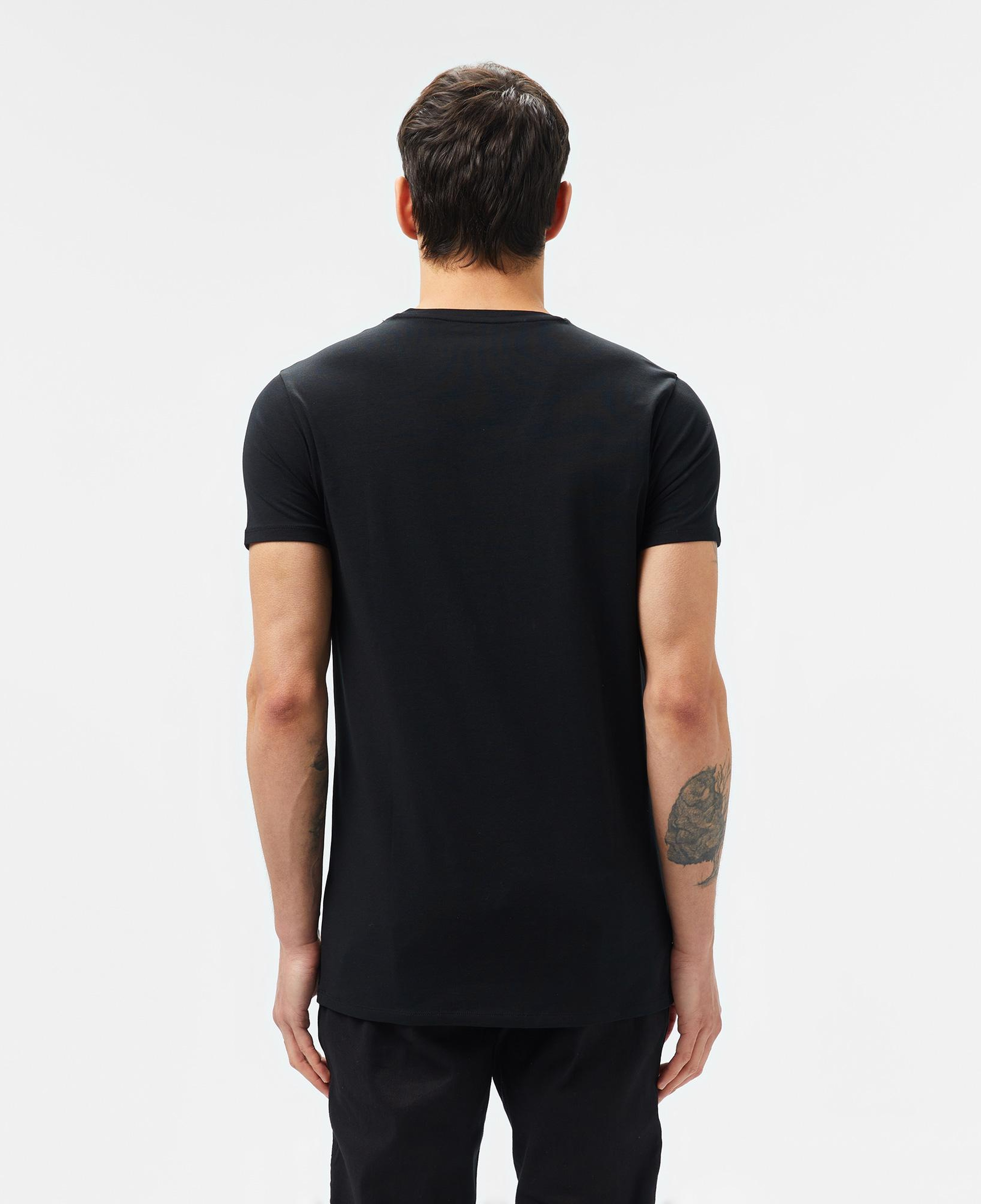 Erkek Slim Fit V Yaka Siyah T-Shirt