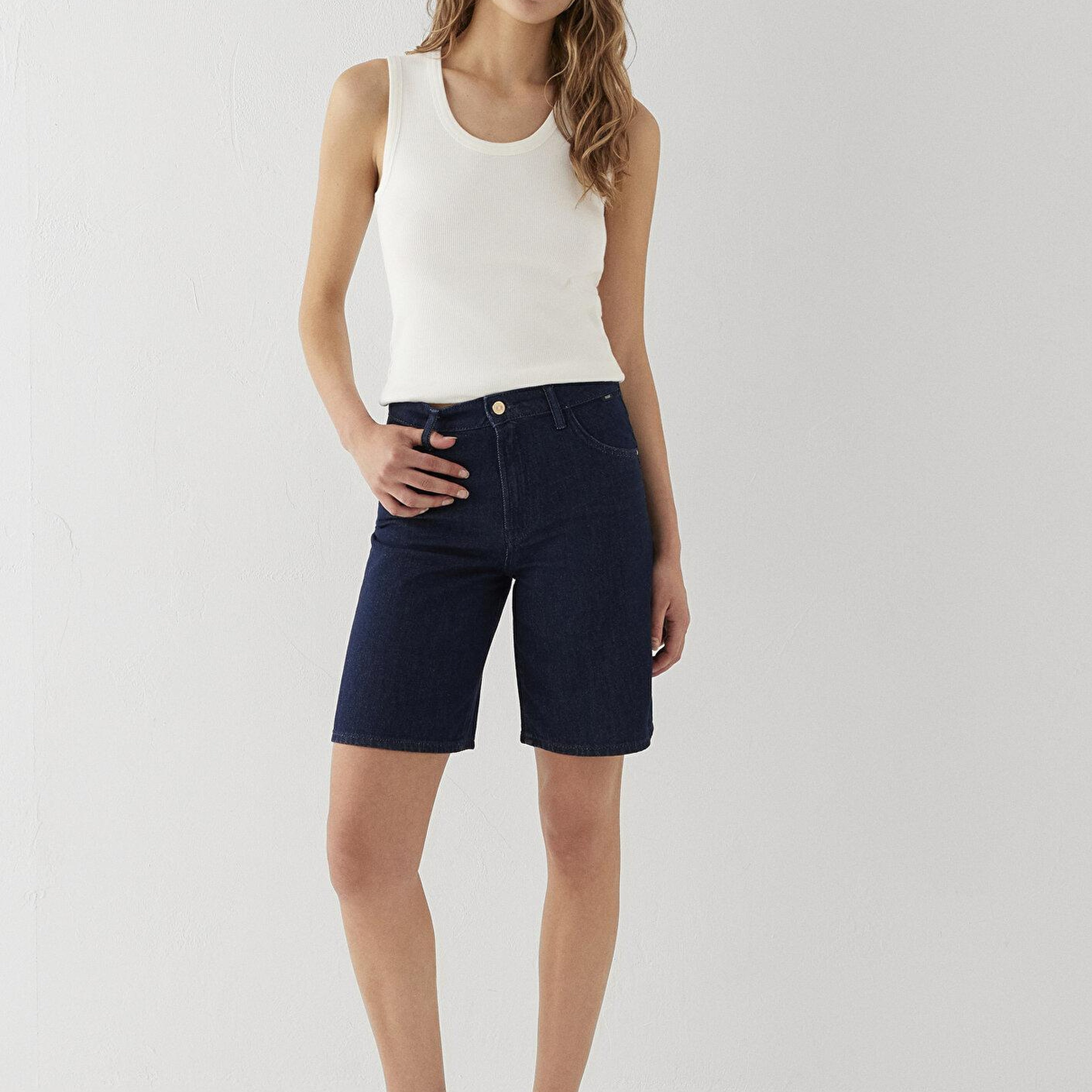 Mavi Melinda 90lar Rinse Jean Şort 1410144-A3912