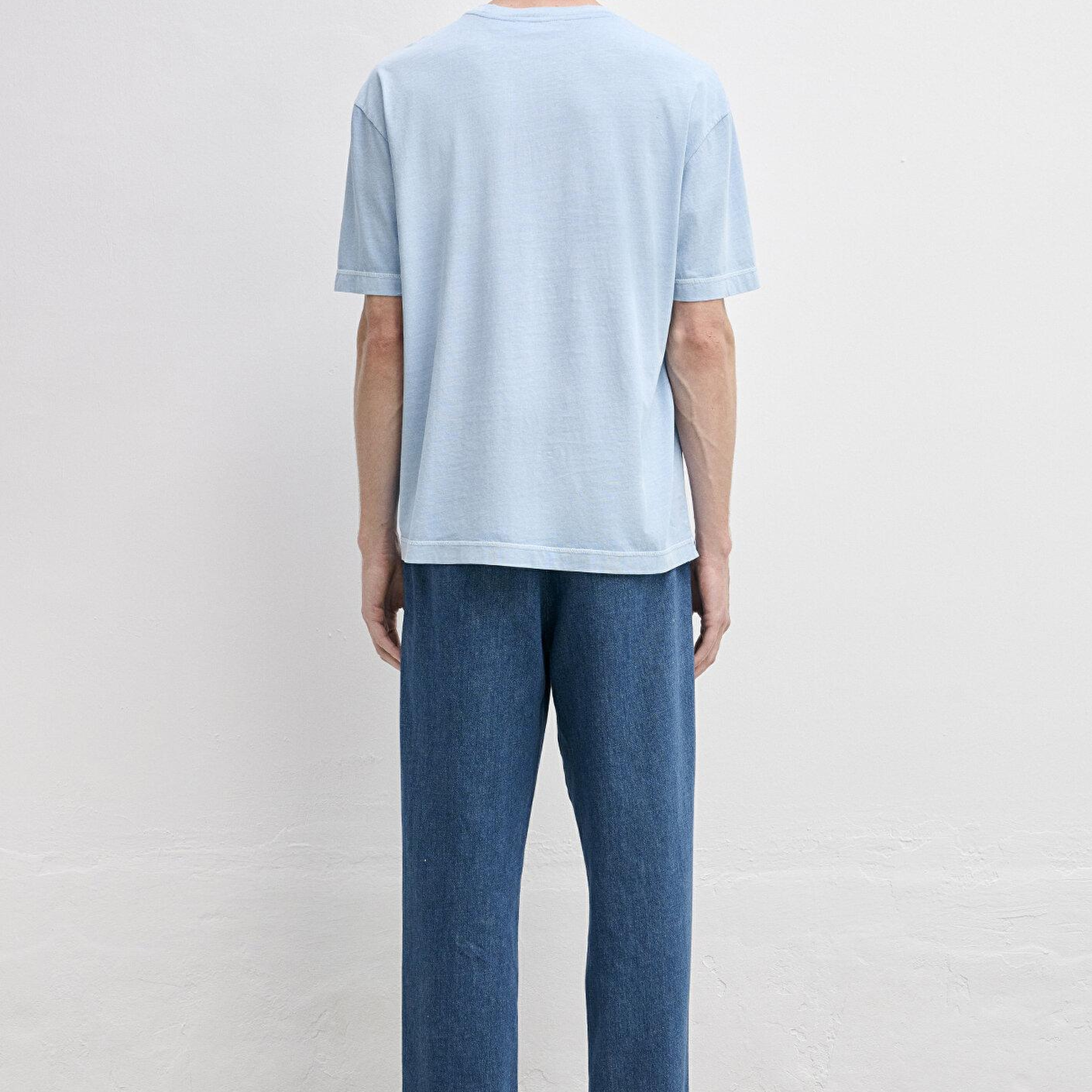 Mavi Cepli Mavi Basic Tişört Loose Fit / Bol Rahat Kesim 0613643-70815