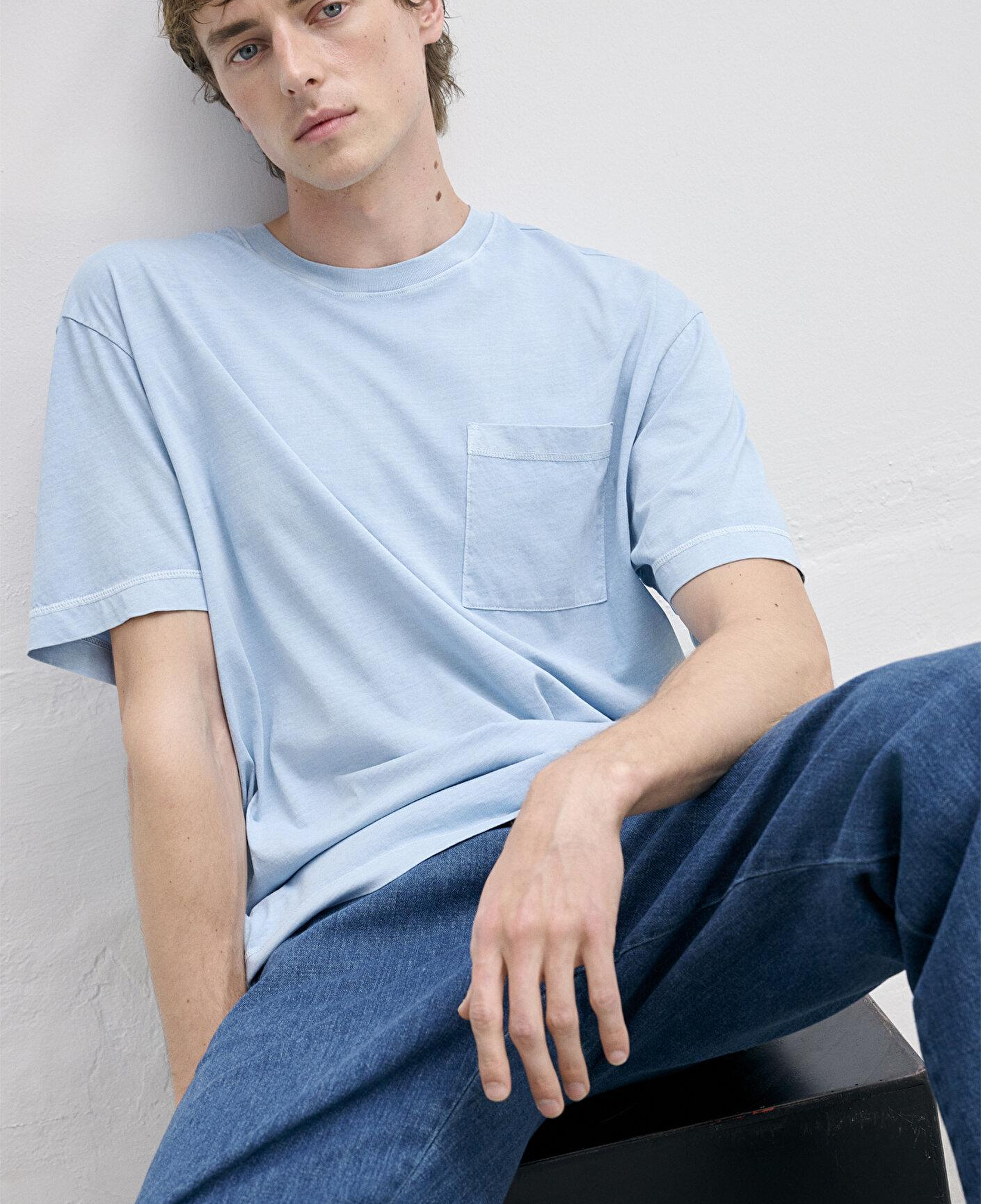 Mavi Cepli Mavi Basic Tişört Loose Fit / Bol Rahat Kesim 0613643-70815