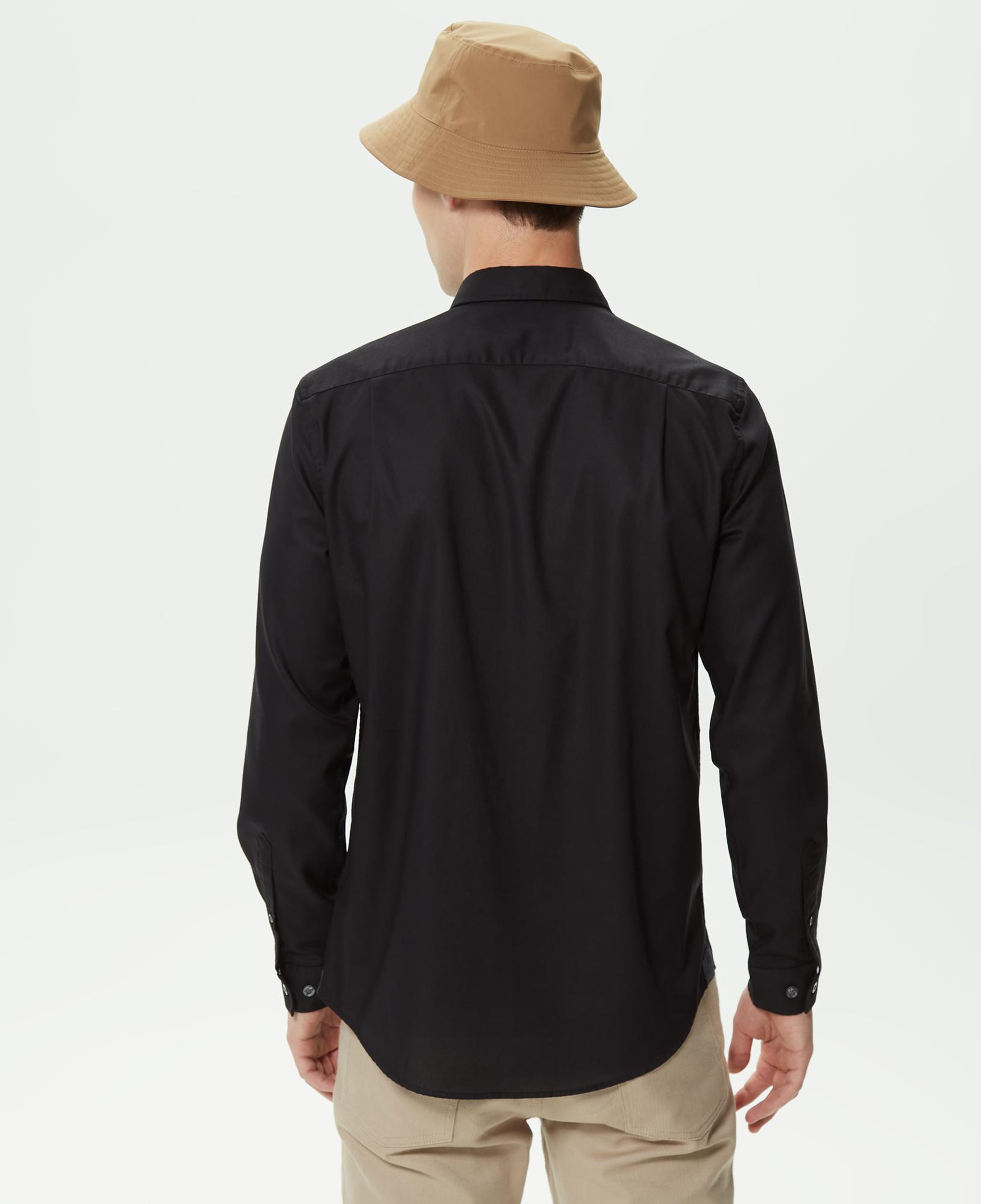 Erkek Slim Fit Düğmeli Yaka Siyah Gömlek