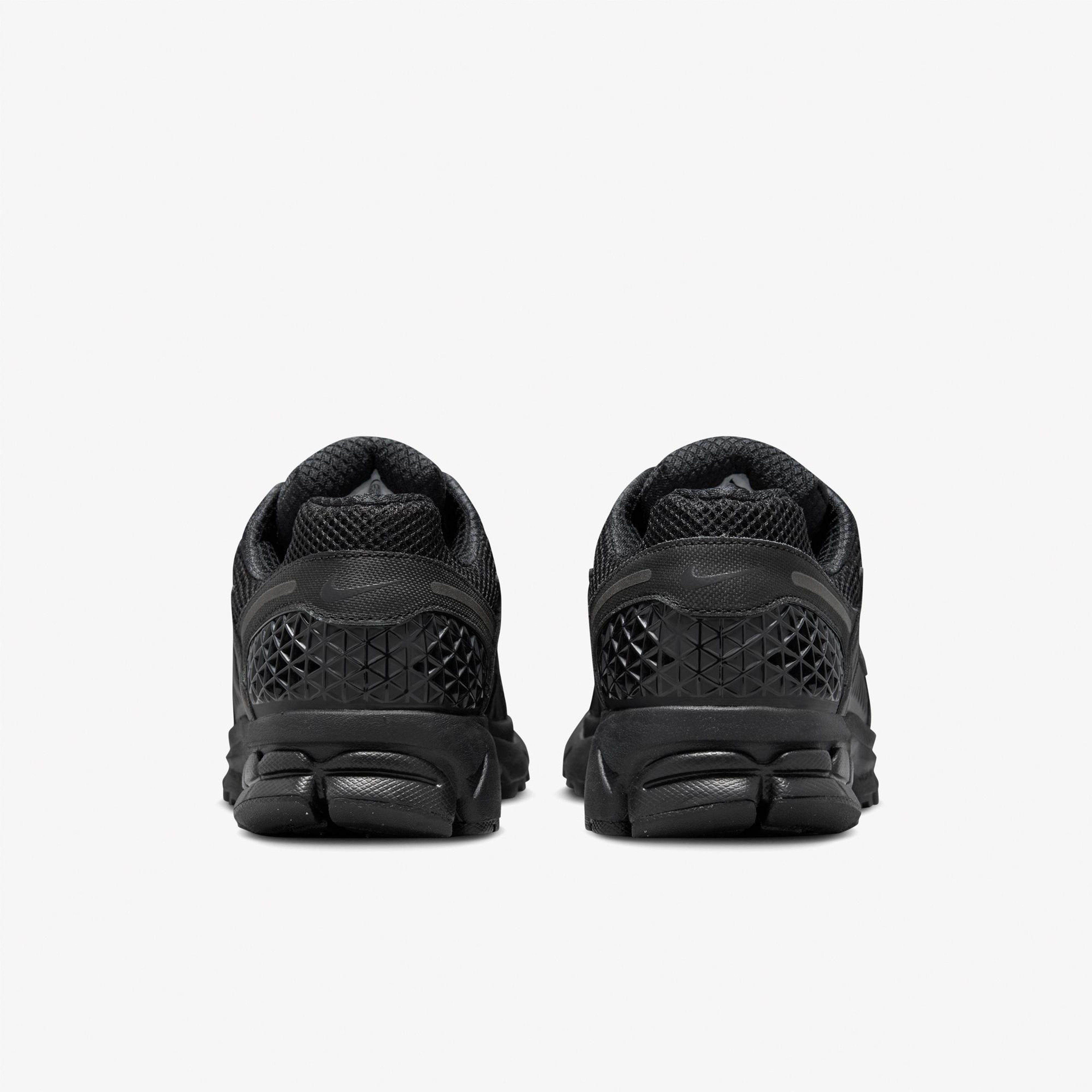 Nike Zoom Vomero 5 Erkek Siyah Spor Ayakkabı