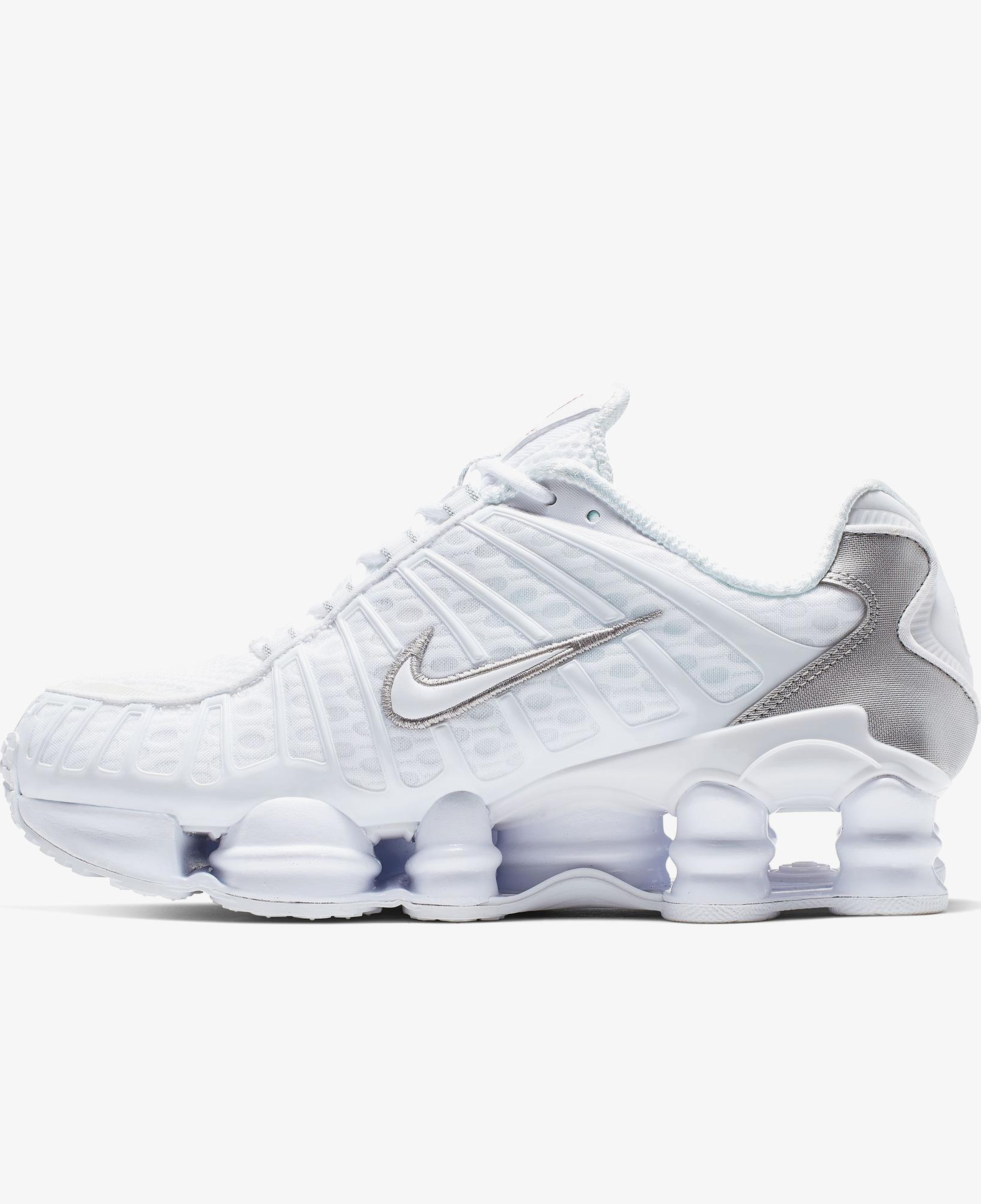 Nike Shox Kadın Beyaz Spor Ayakkabı