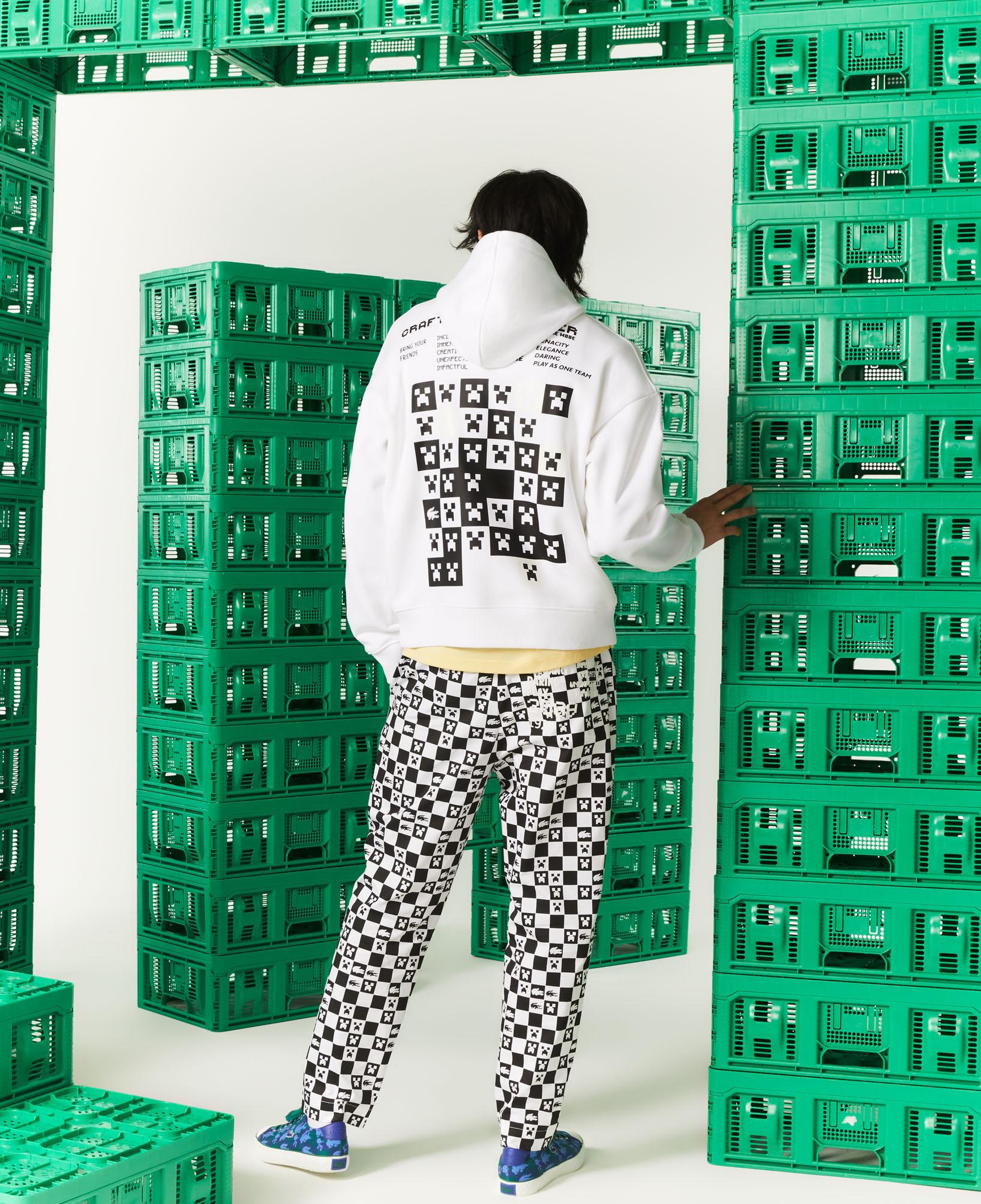 Lacoste X Minecraft Erkek Relaxed Fit Kapüşonlu Baskılı Beyaz Sweatshirt