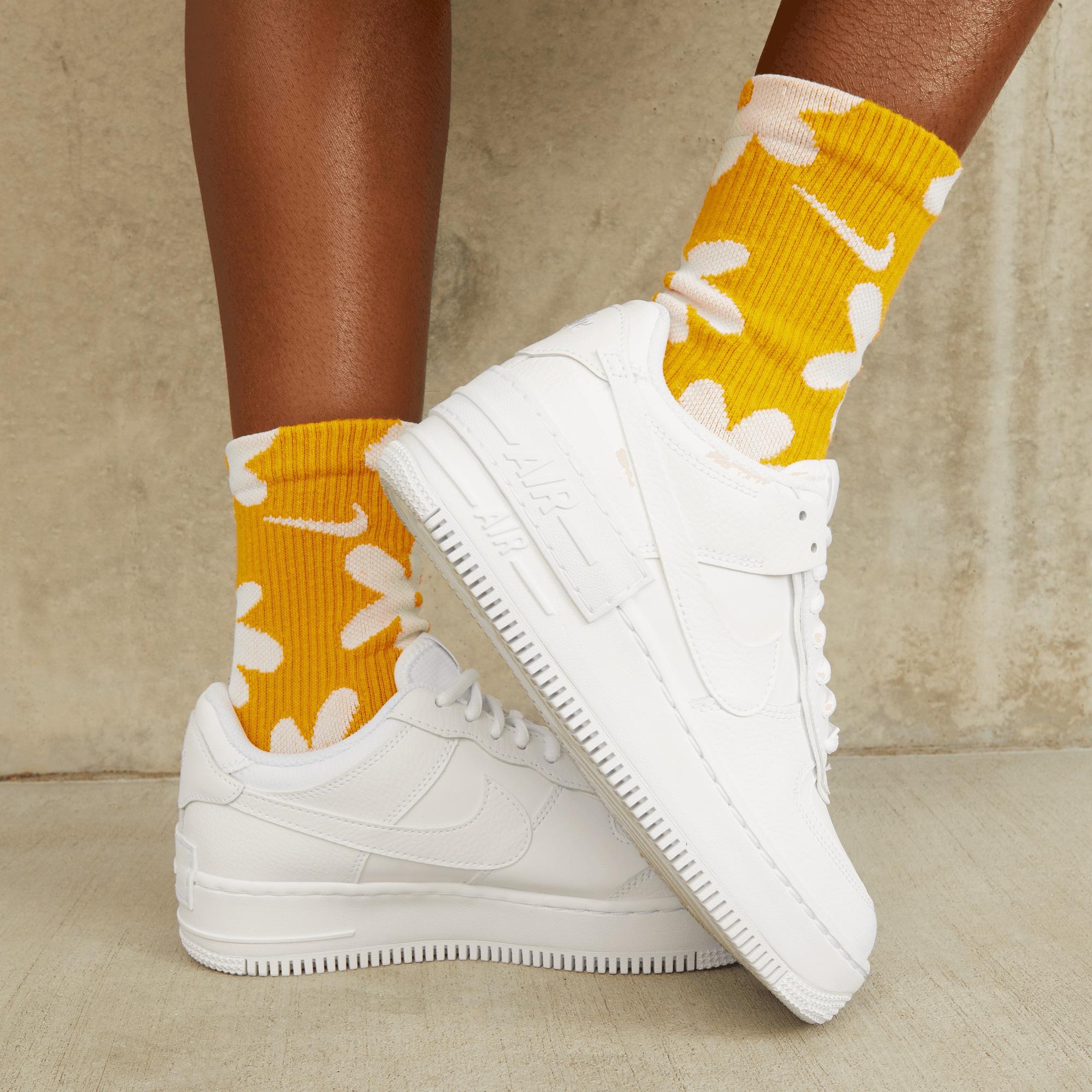 Nike Air Force 1 Shadow Kadın Beyaz Spor Ayakkabı