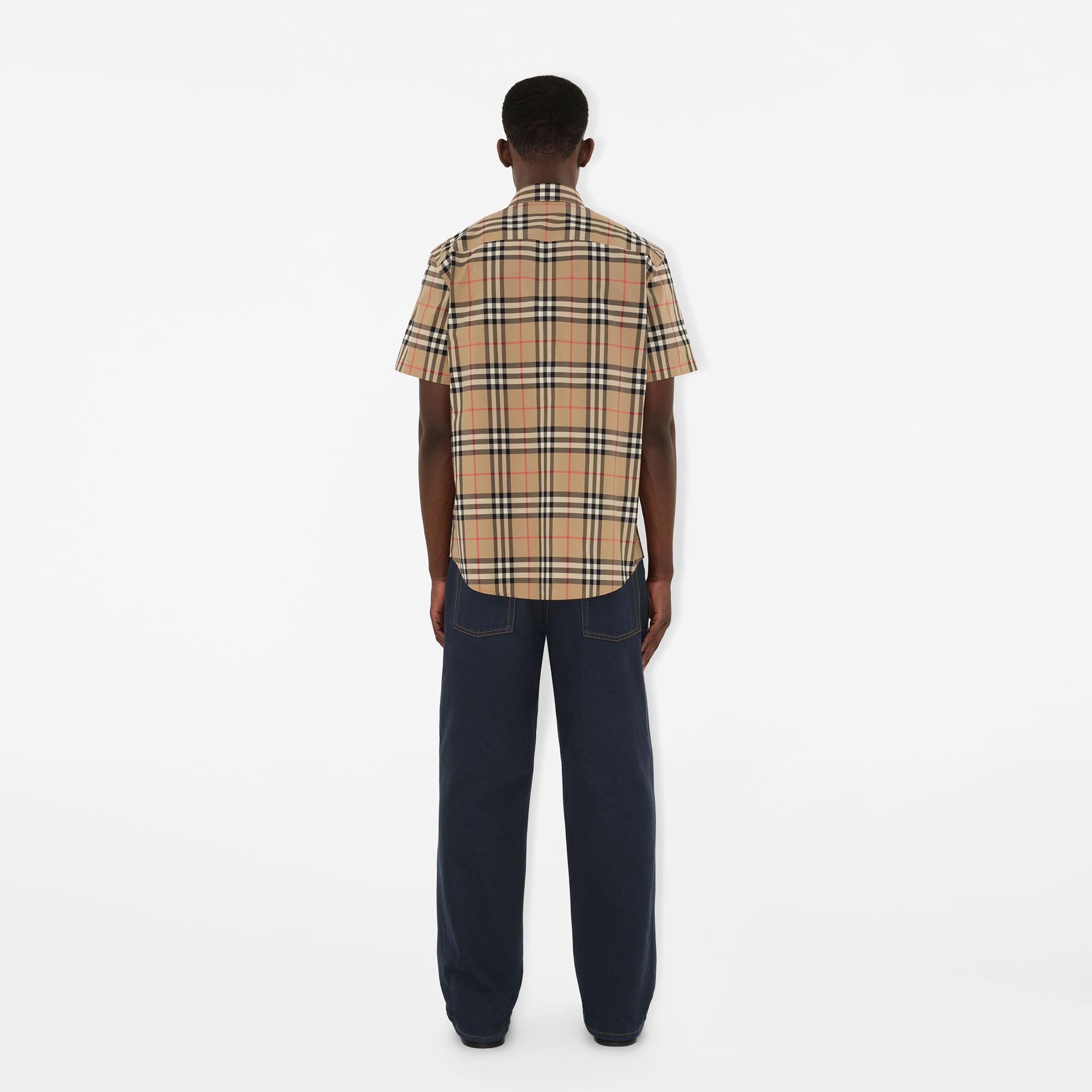 Burberry Caxtan Erkek Bej Gömlek