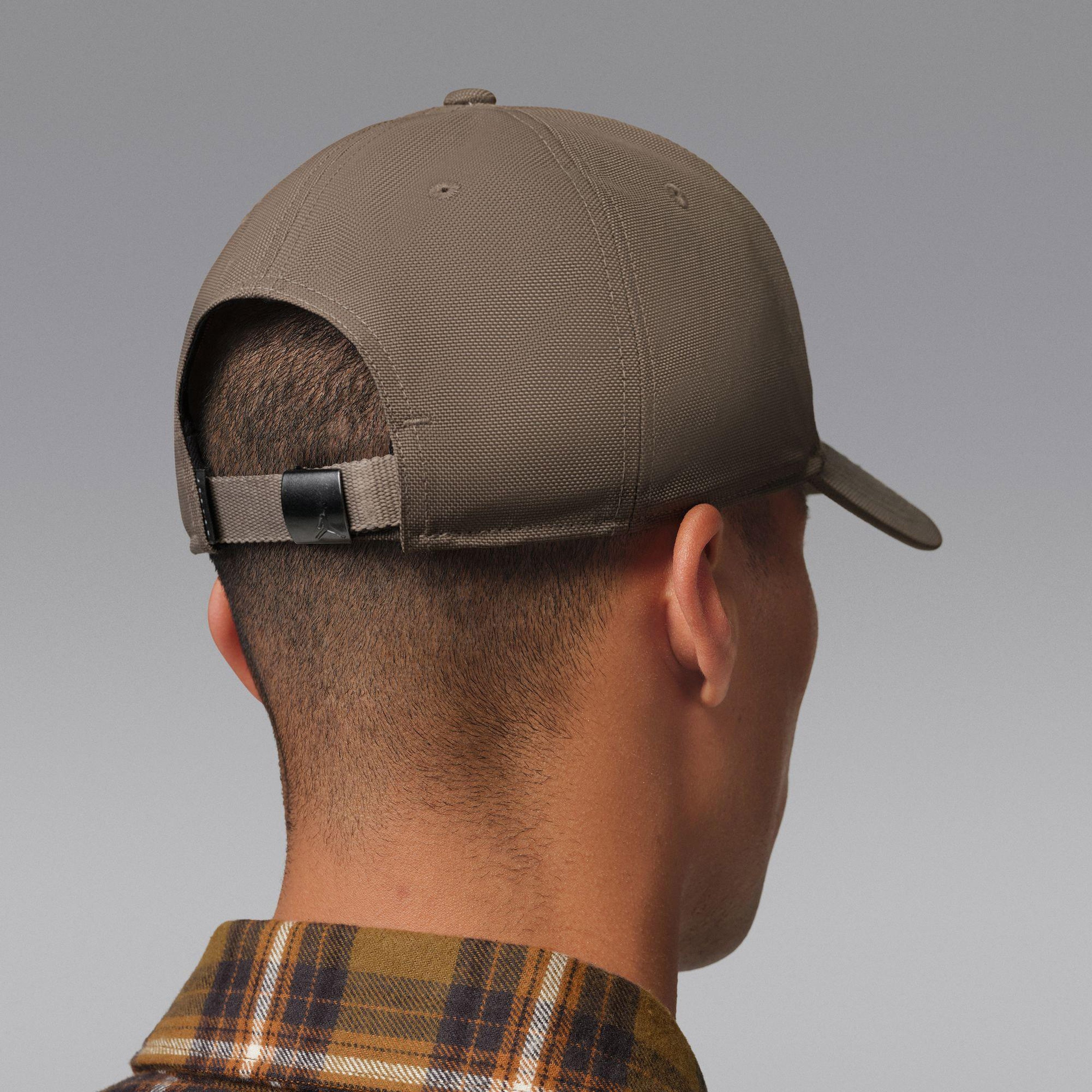 Jordan Rise Structured Metal Jumpman Unisex Haki Şapka