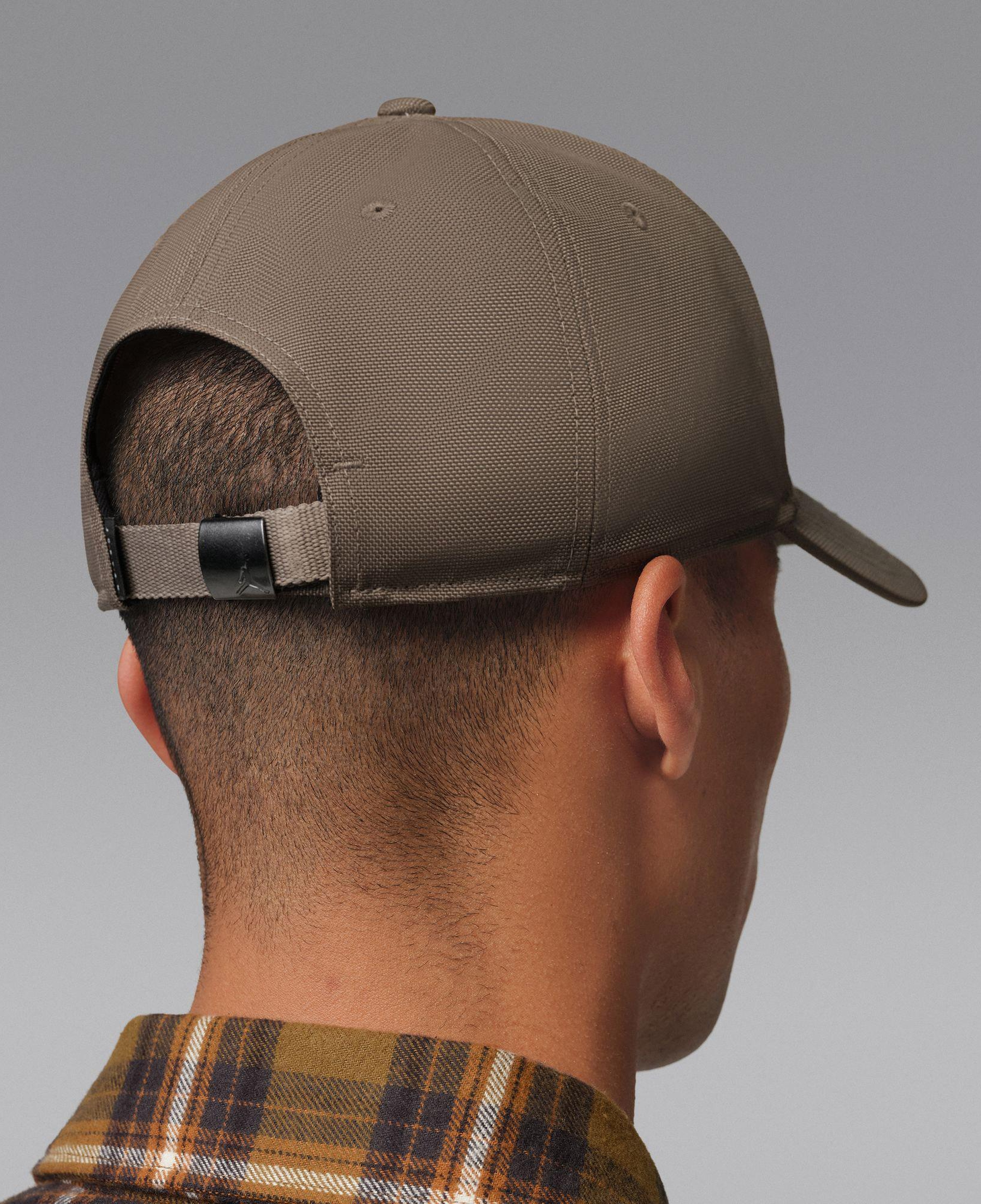 Jordan Rise Structured Metal Jumpman Unisex Haki Şapka