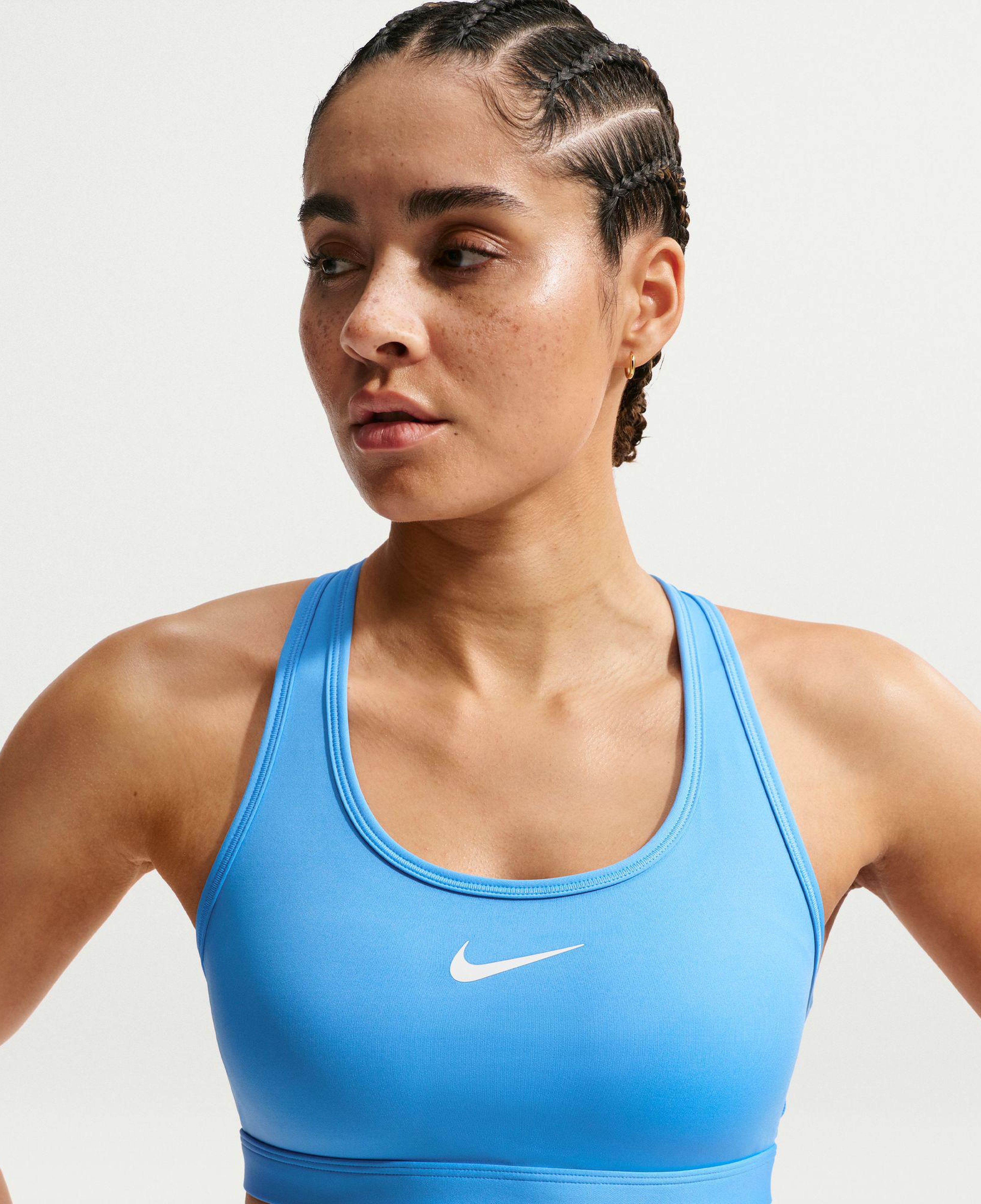 Nike Swoosh Orta Destekli Kadın Mavi Bra