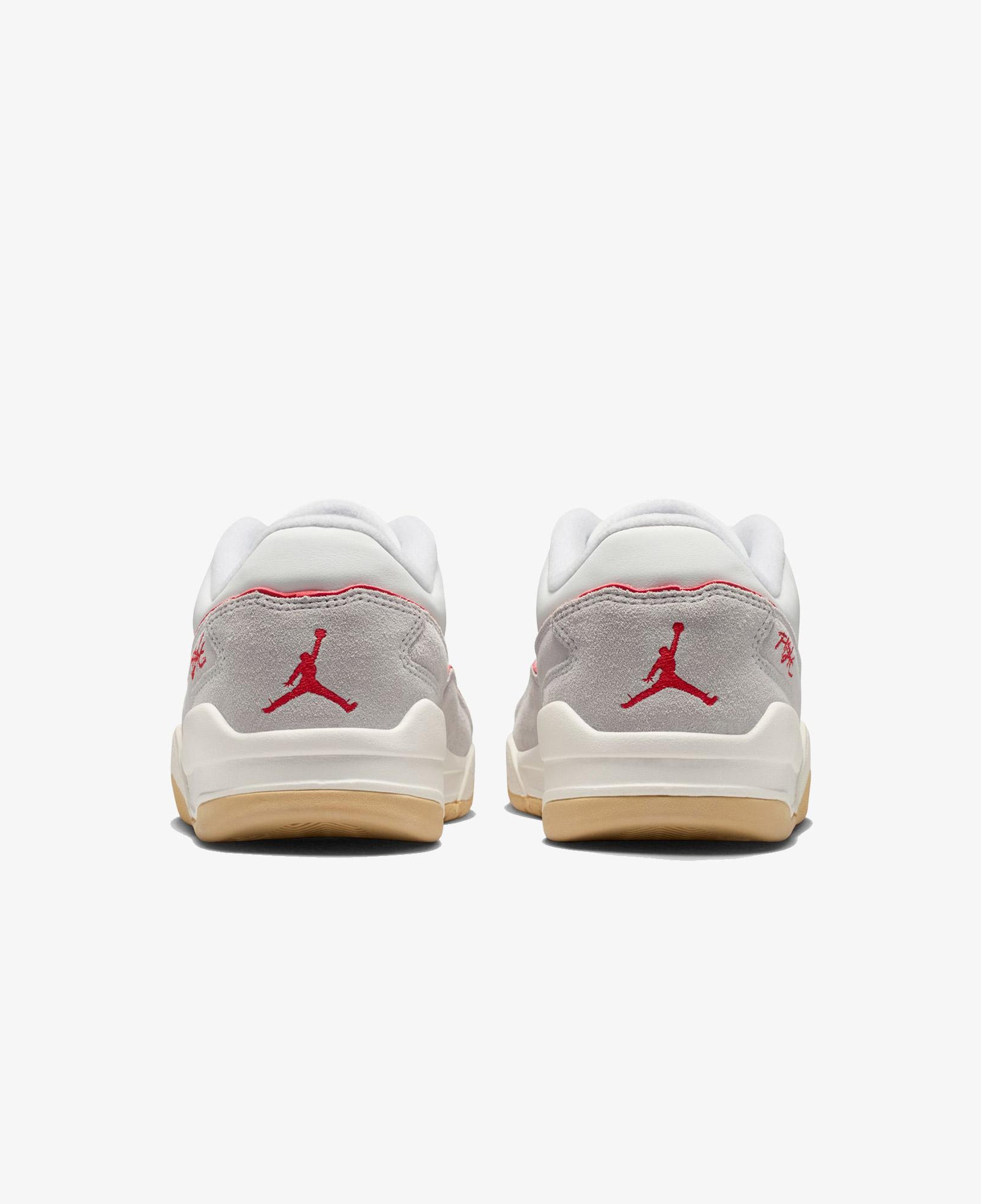 Jordan Flight Court Erkek Krem Rengi Spor Ayakkabı
