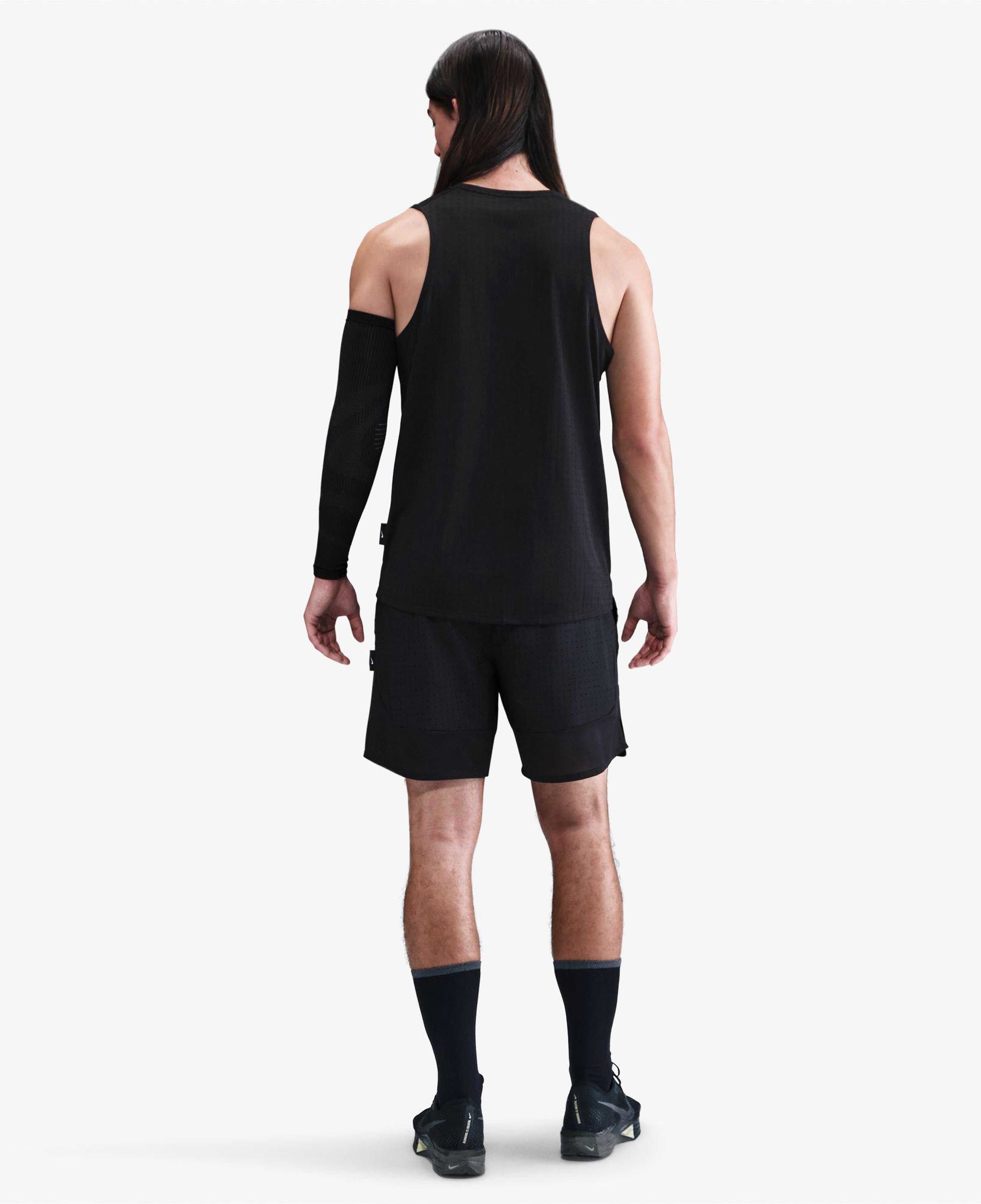 Nike Dri-Fit Breathe Miler Erkek Siyah Kolsuz T-Shirt