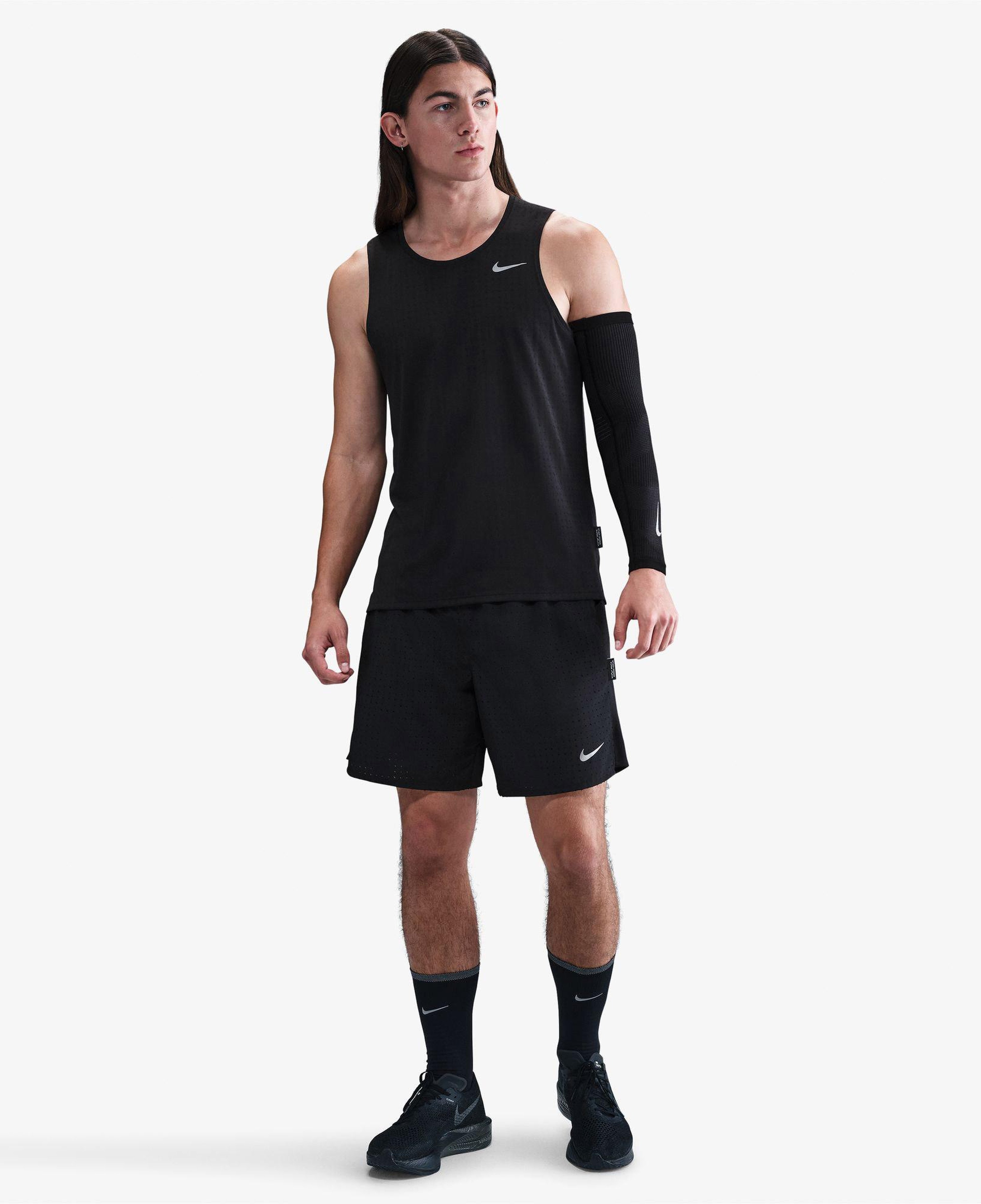 Nike Dri-Fit Breathe Miler Erkek Siyah Kolsuz T-Shirt