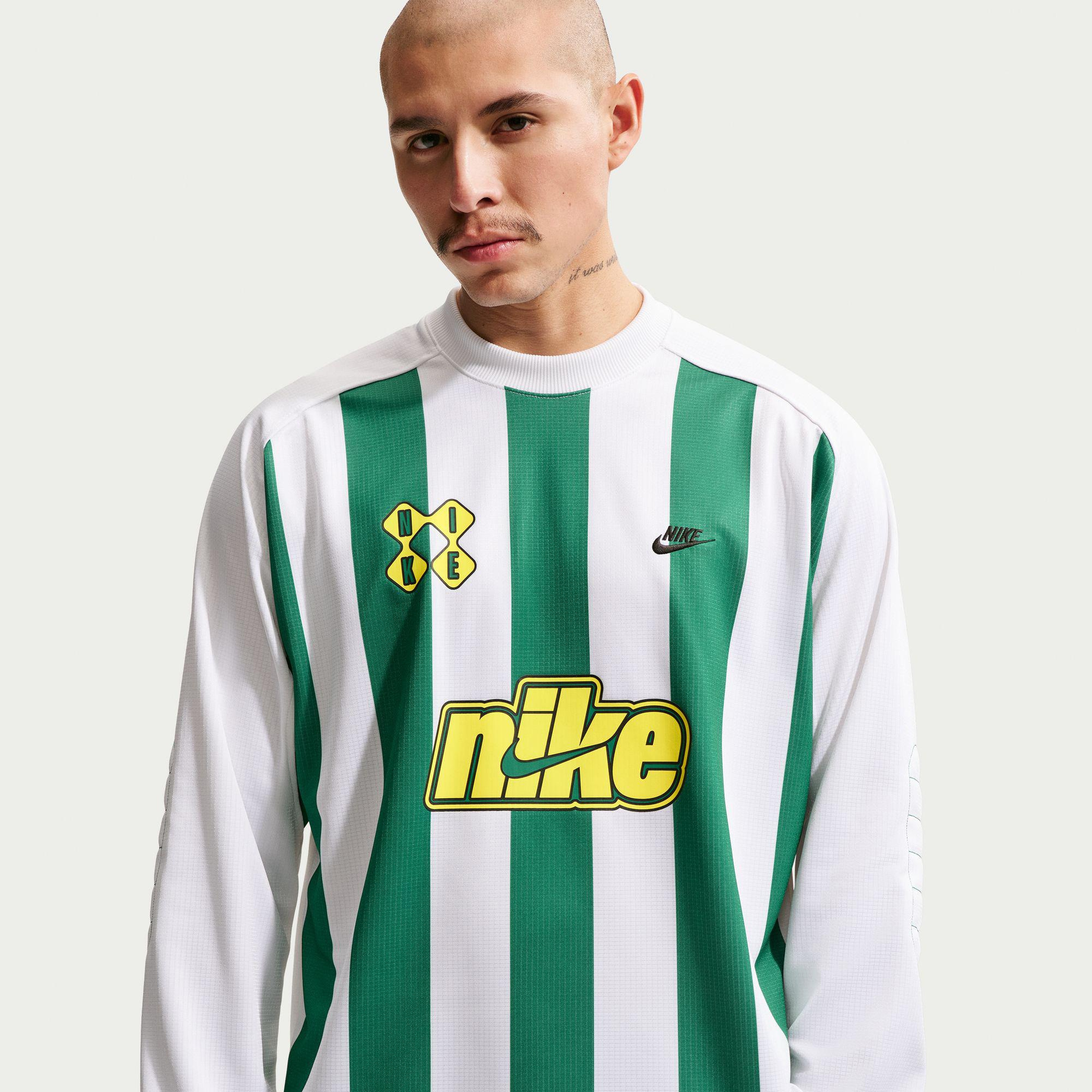 Nike Sportswear Club Goalie Erkek Yeşil T-Shirt