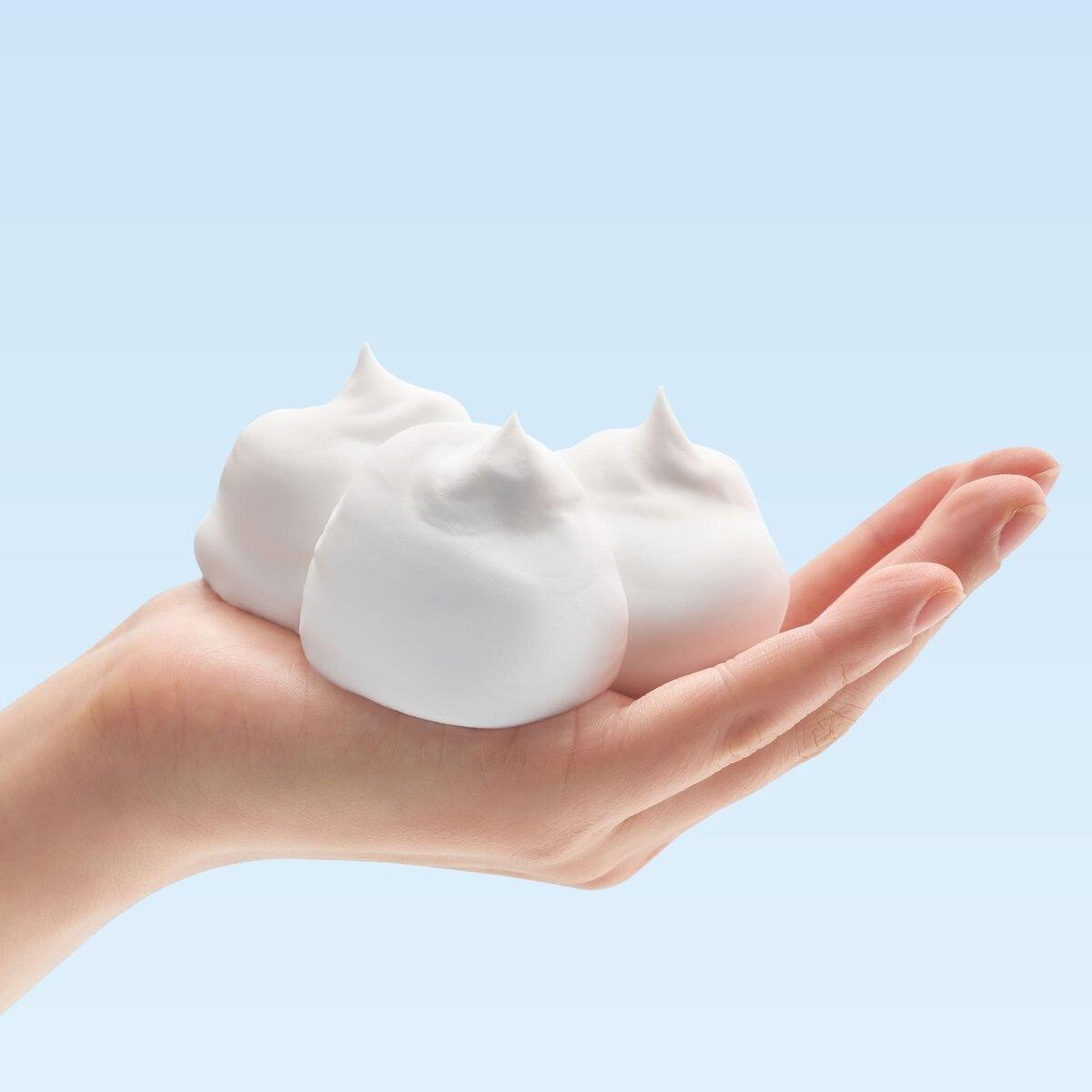 Ariul Smooth & Pure Deep Cera Cleansing Foam - Seramid İçerikli Derinlemesine Nemlendirici Yüz Temizleme Köpüğü
