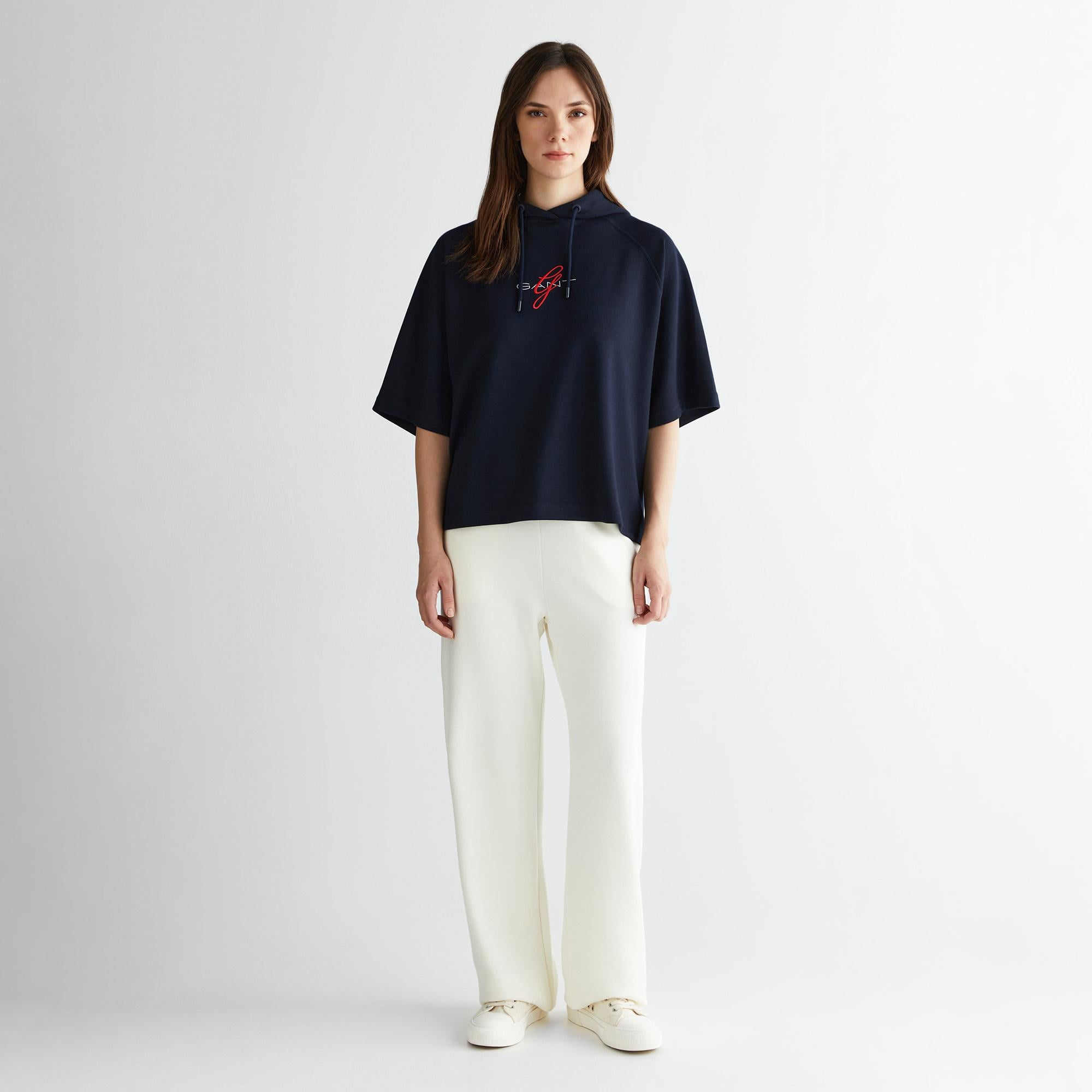 GANT Kadın Lacivert Bisiklet Yaka Logolu Sweatshirt