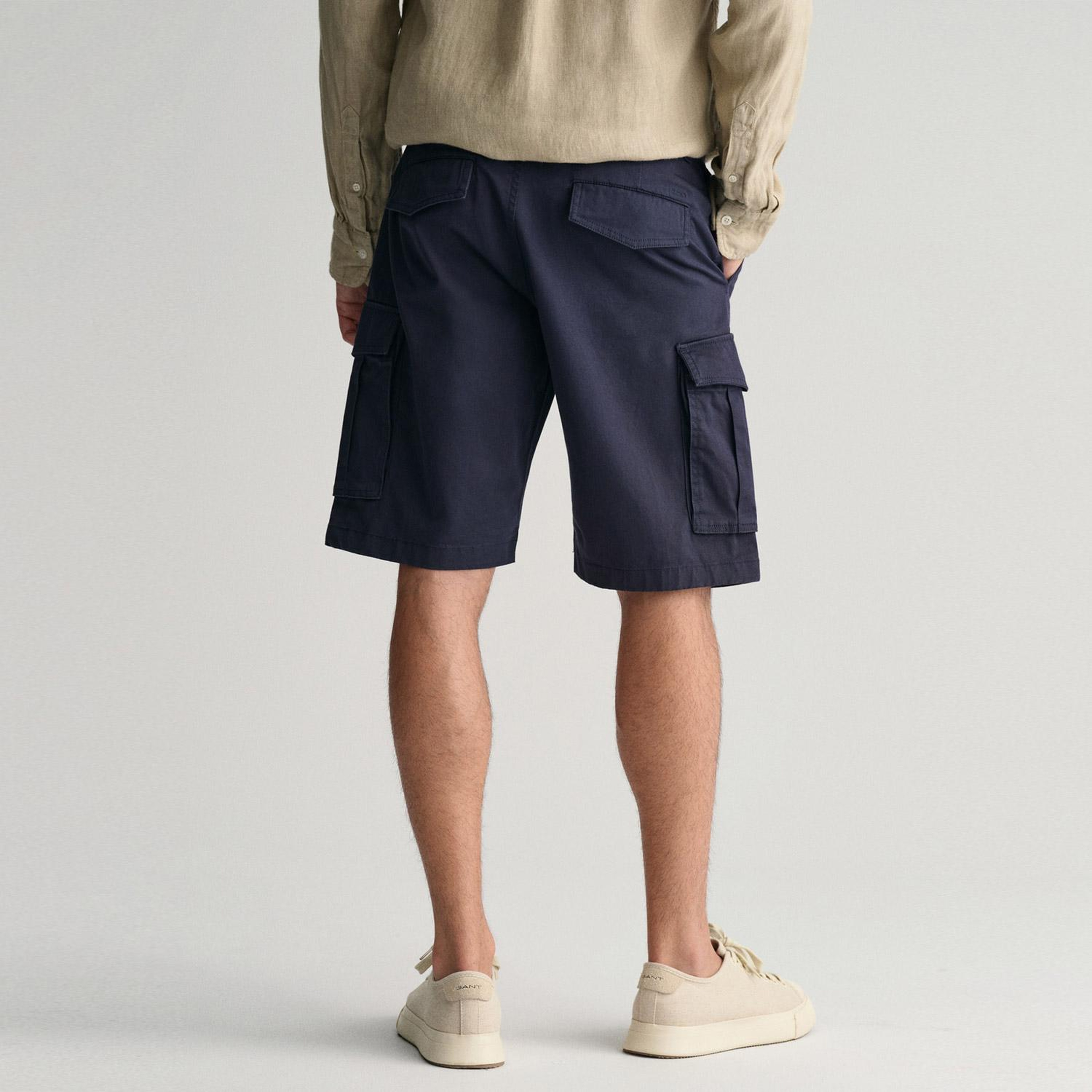 GANT Erkek Lacivert Relaxed Fit Şort