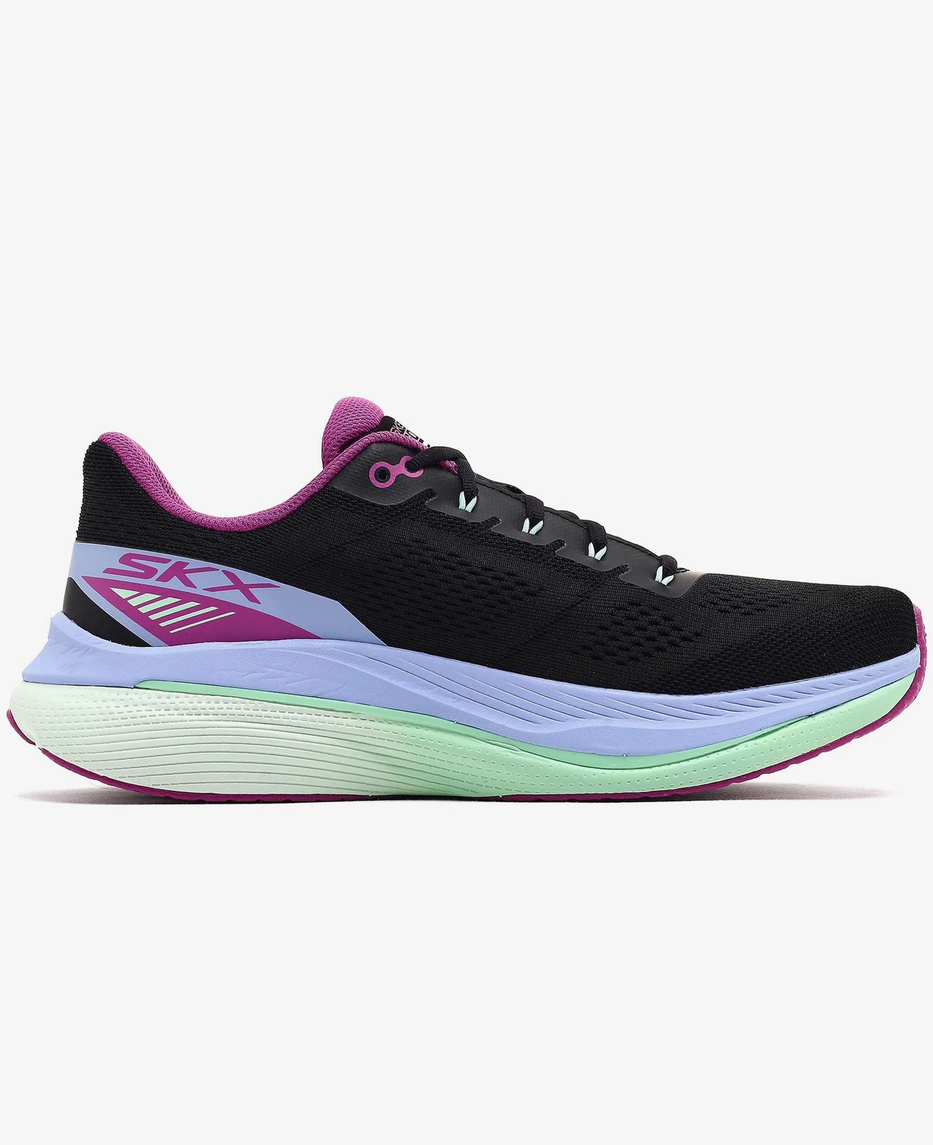 Skechers Max Cushioning Kadın Siyah Koşu Ayakkabısı