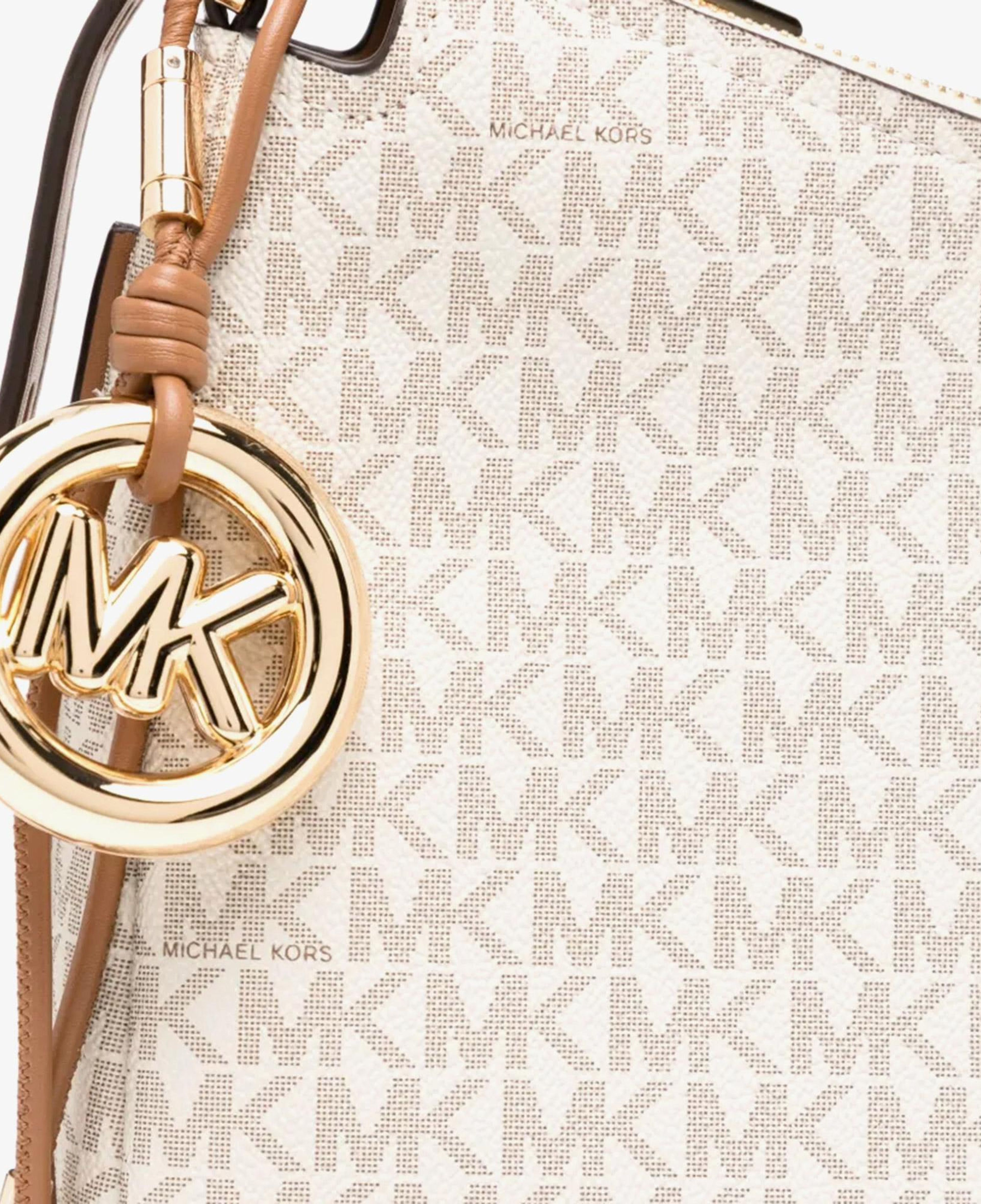 Michael Kors Nolita Kadın Krem Rengi Omuz Çantası
