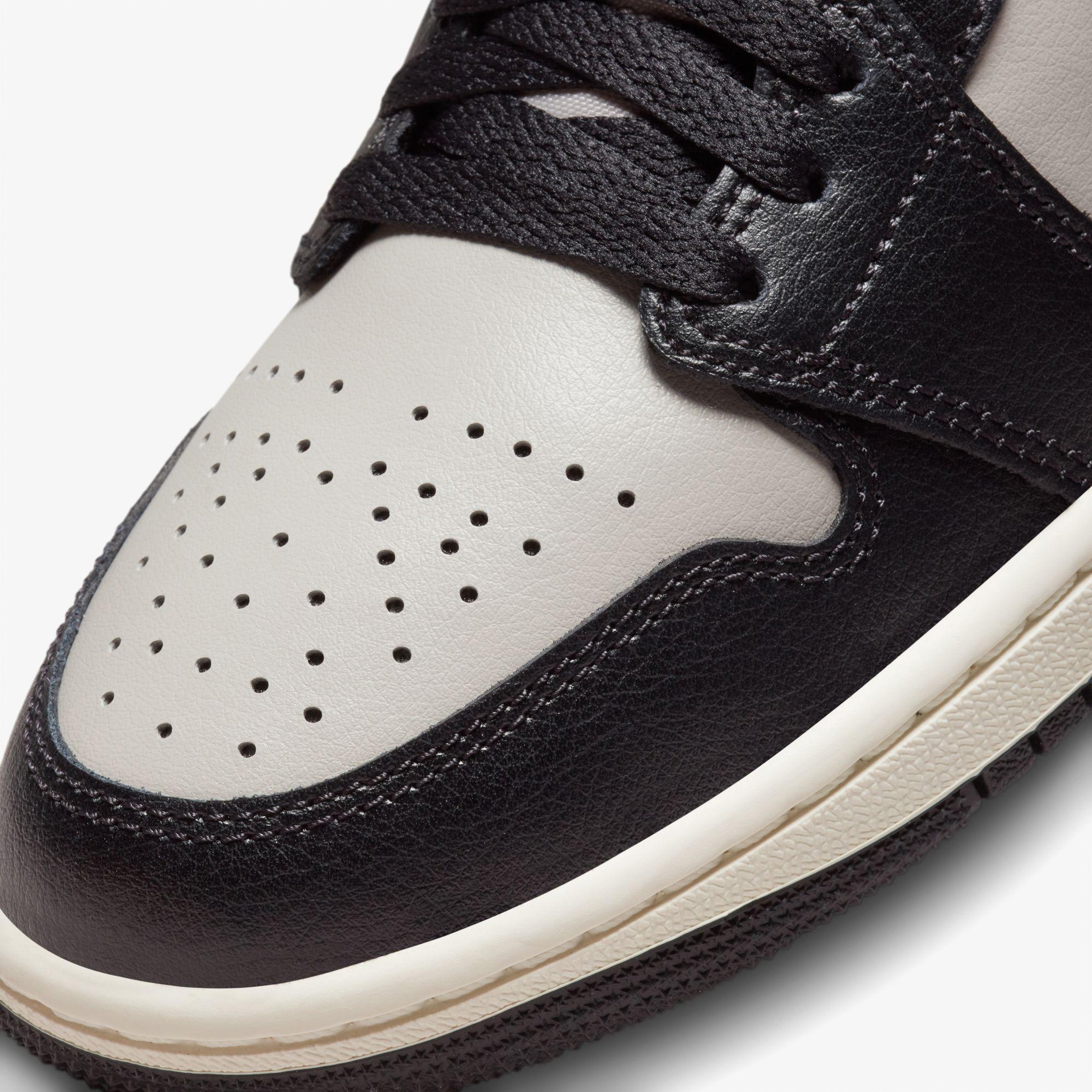Jordan Air 1 Mid Siyah Spor Ayakkabı