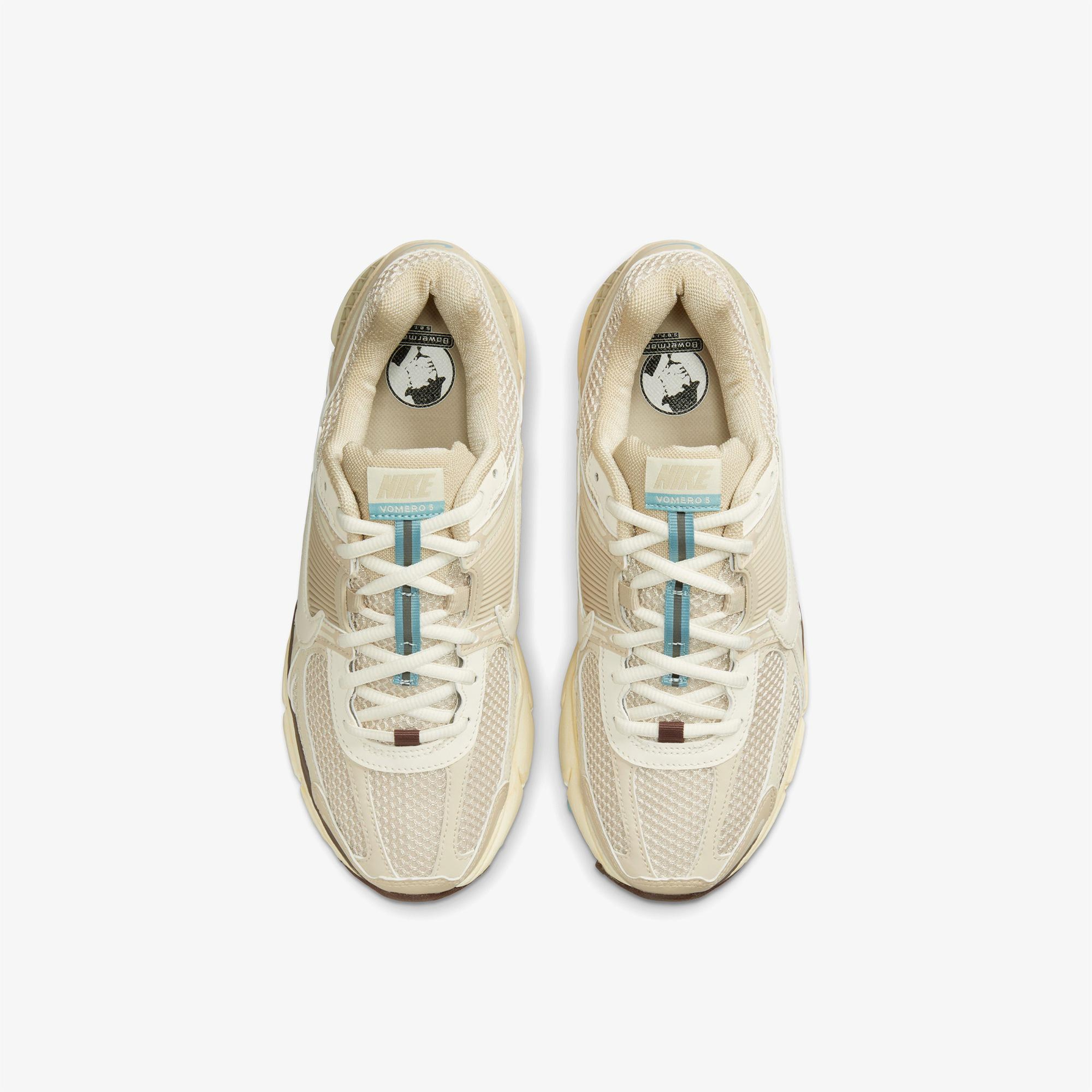 Nike Zoom Vomero 5 Kadın Krem Rengi Spor Ayakkabı