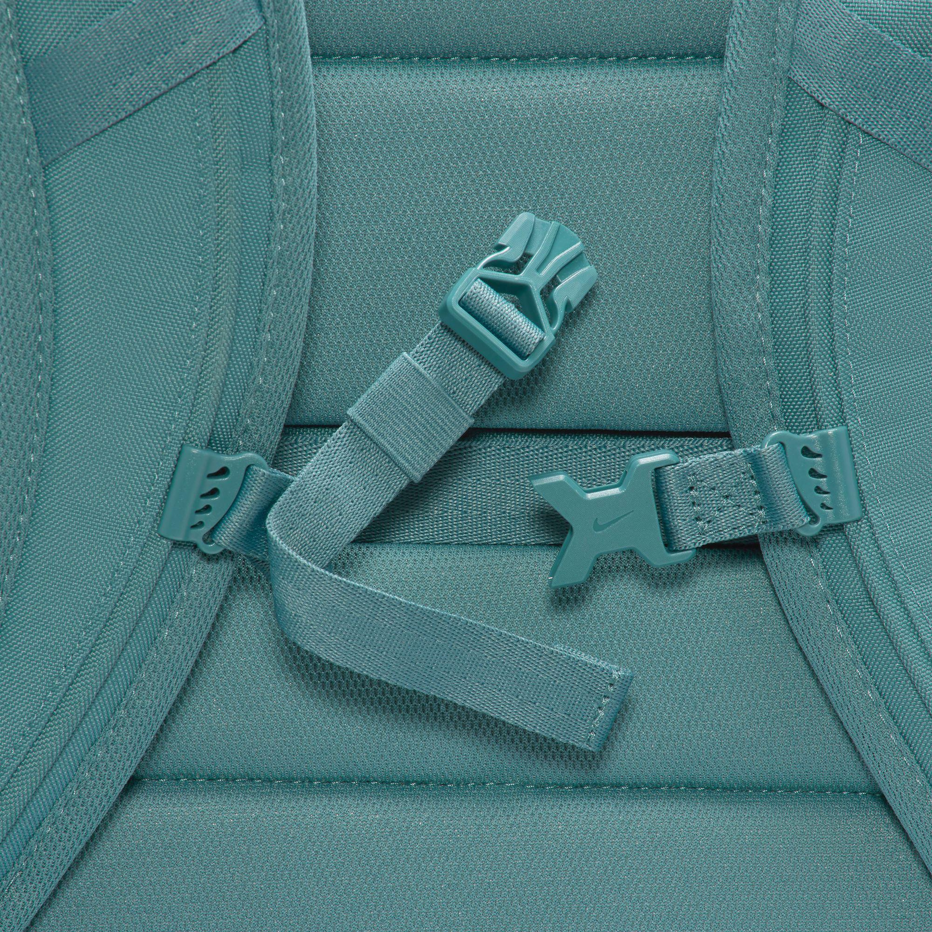 Nike Utility Elite Erkek Yeşil Sırt Çantası
