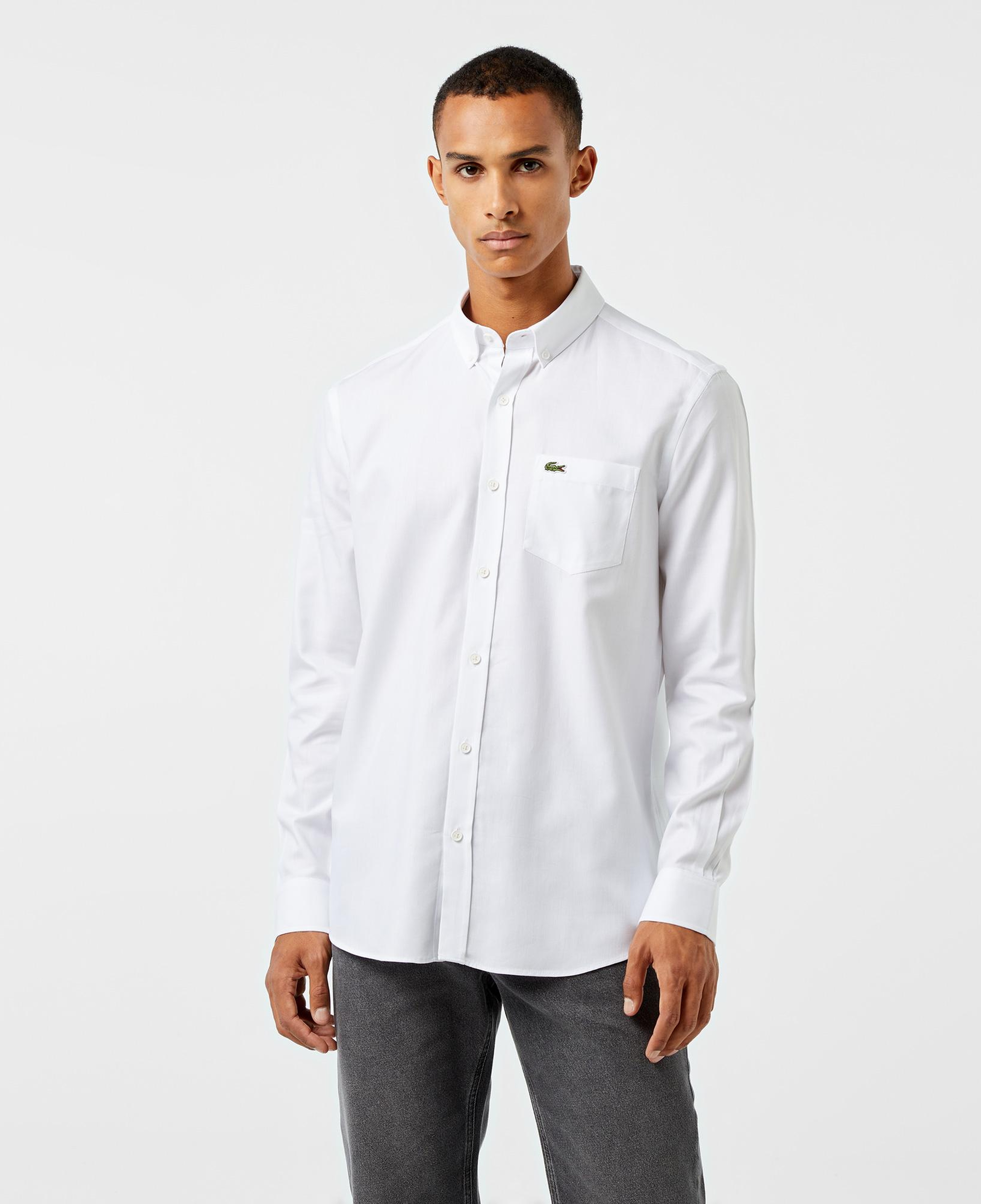 Erkek Slim Fit Düğmeli Yaka Beyaz Gömlek
