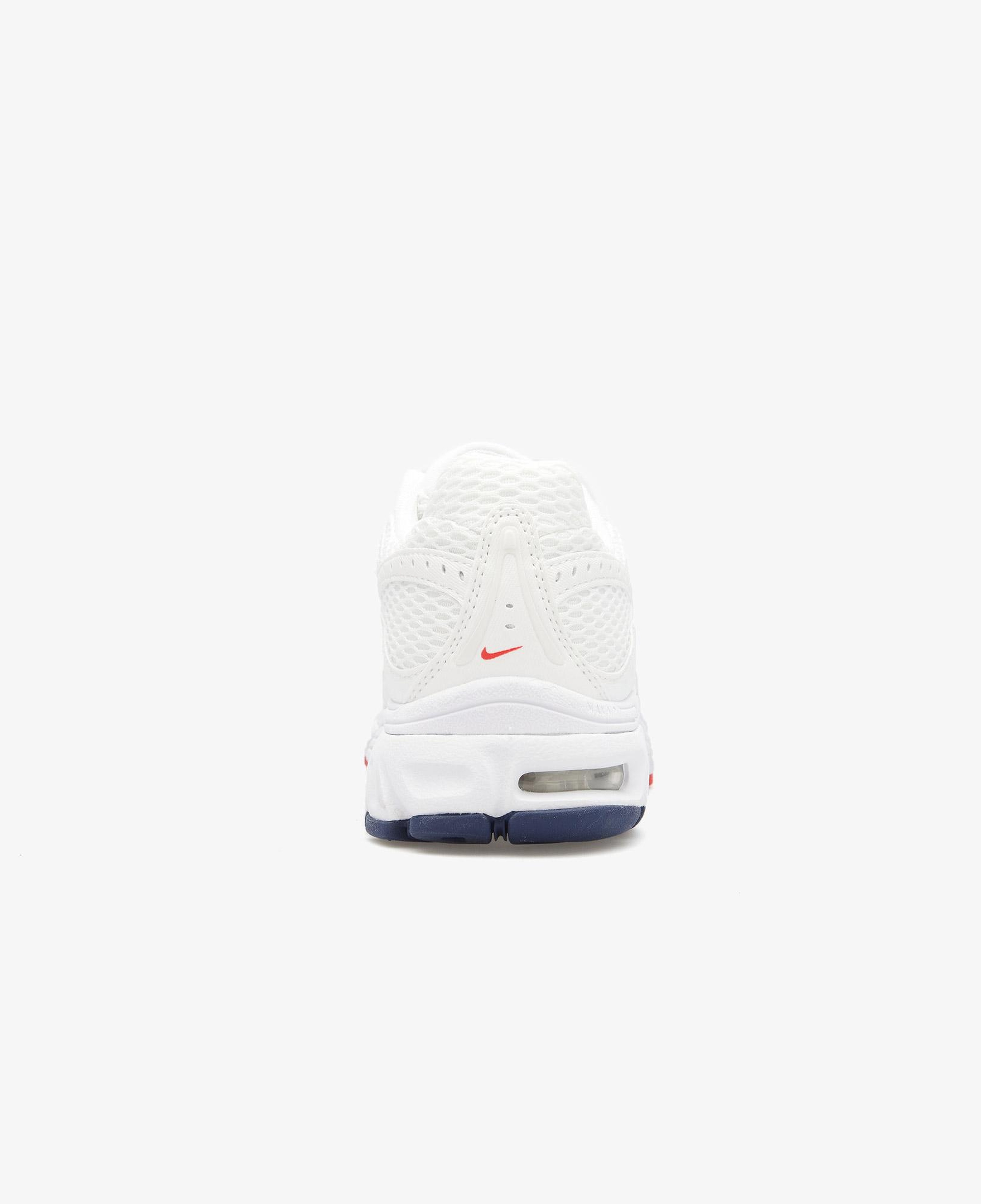 Nike Air Max Moto Kadın Beyaz Spor Ayakkabı