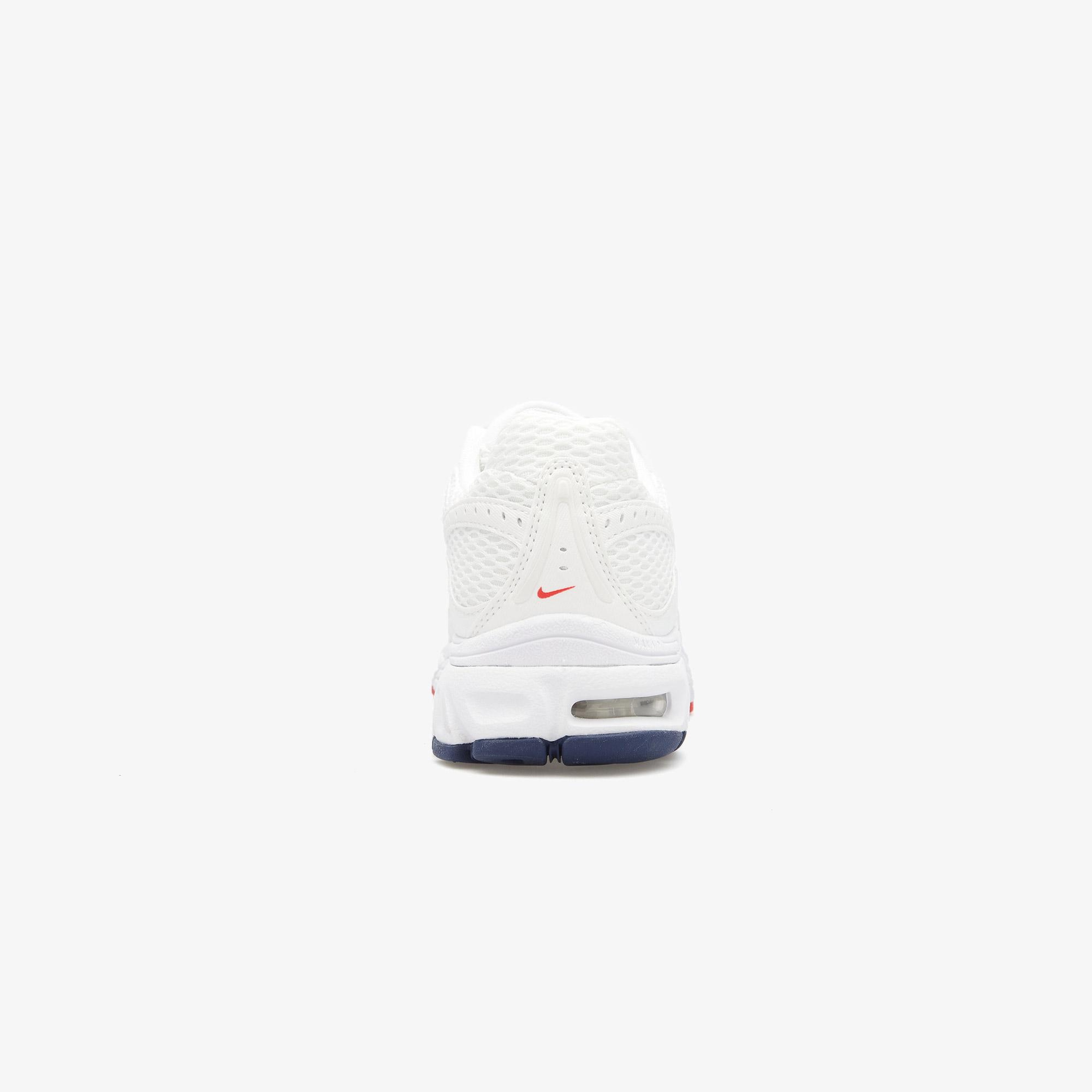 Nike Air Max Moto Kadın Beyaz Spor Ayakkabı