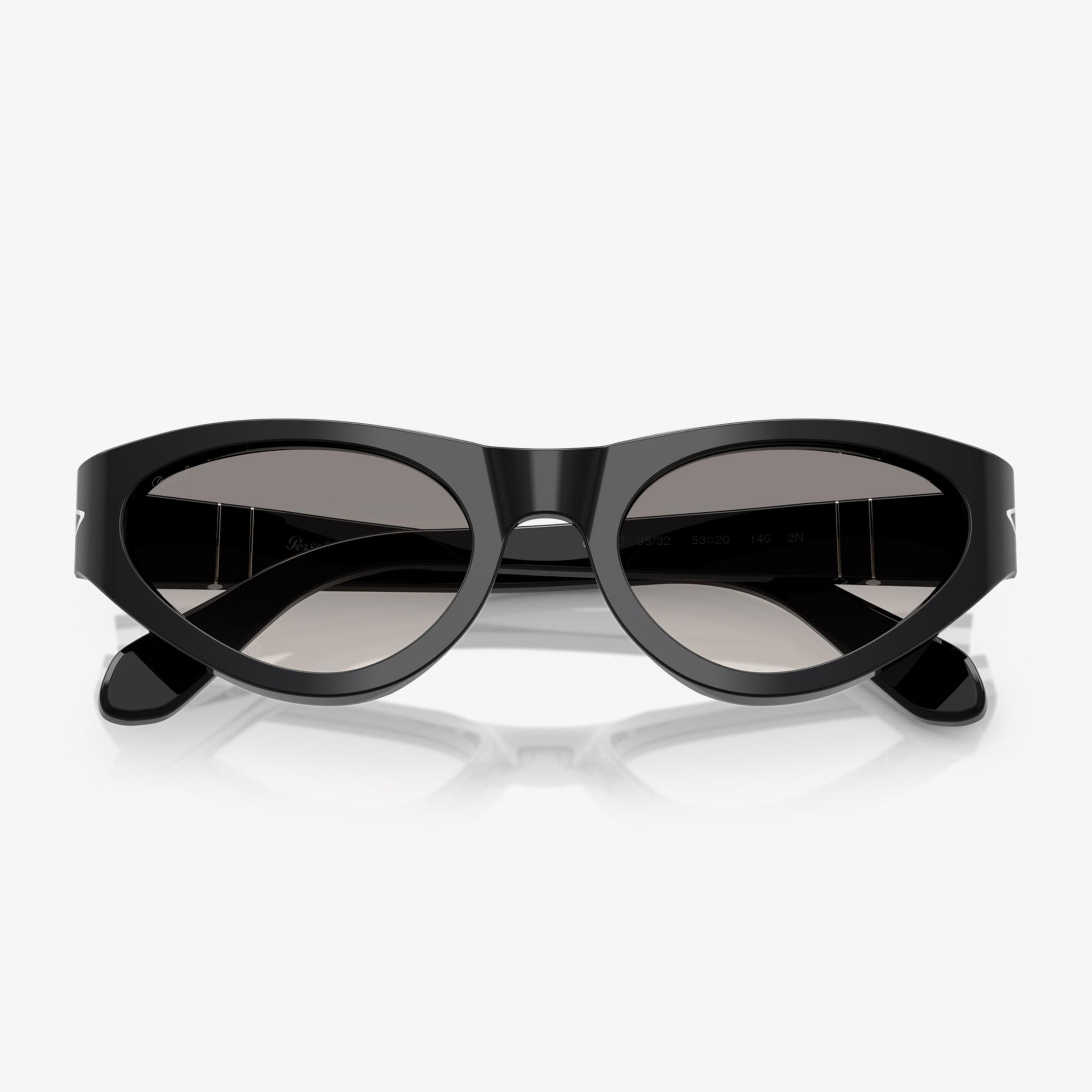 Persol PO0052S Kadın Siyah Güneş Gözlüğü