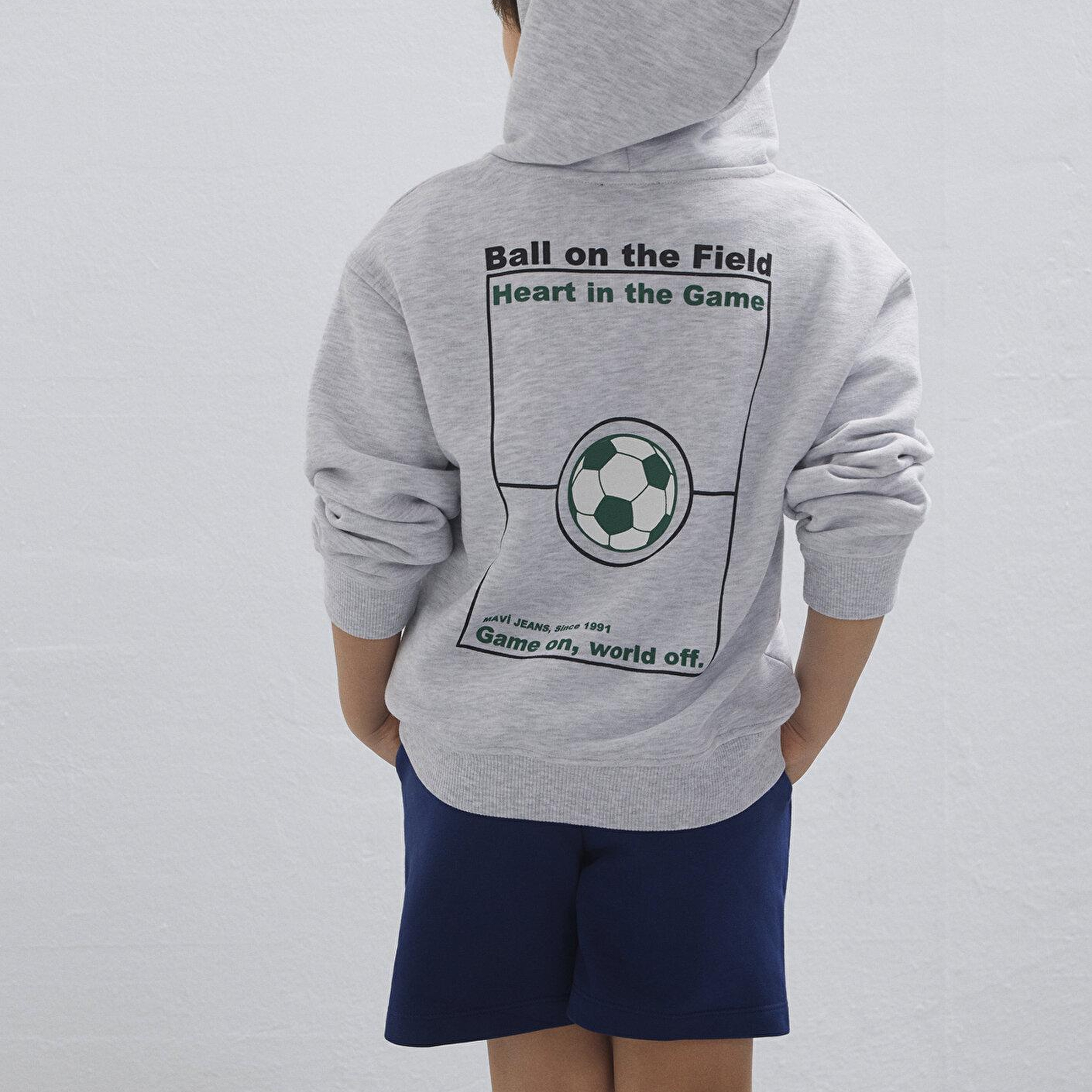 Mavi Sırt Baskılı Kapüşonlu Gri Sweatshirt 6S10182-88467