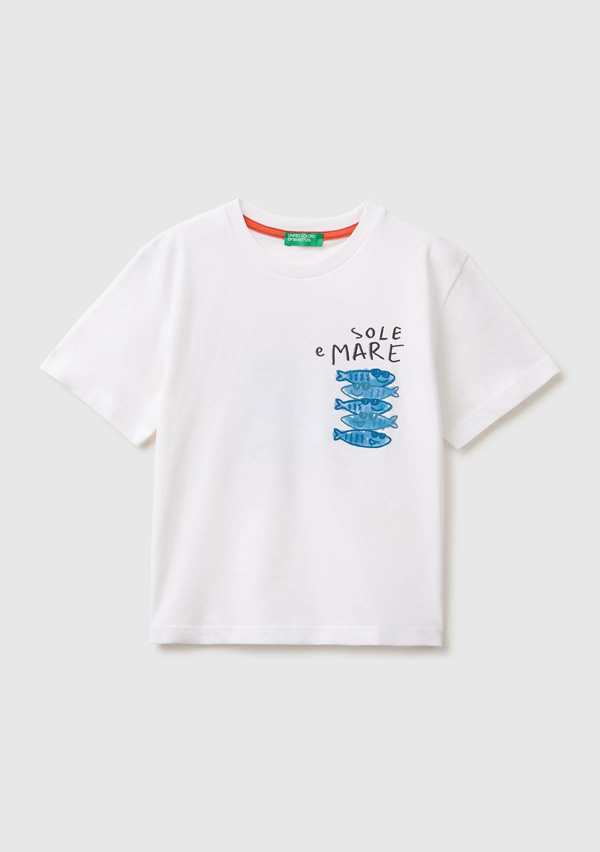Erkek Çocuk Beyaz Ön ve Arka Baskı İşleme Detaylı T-Shirt