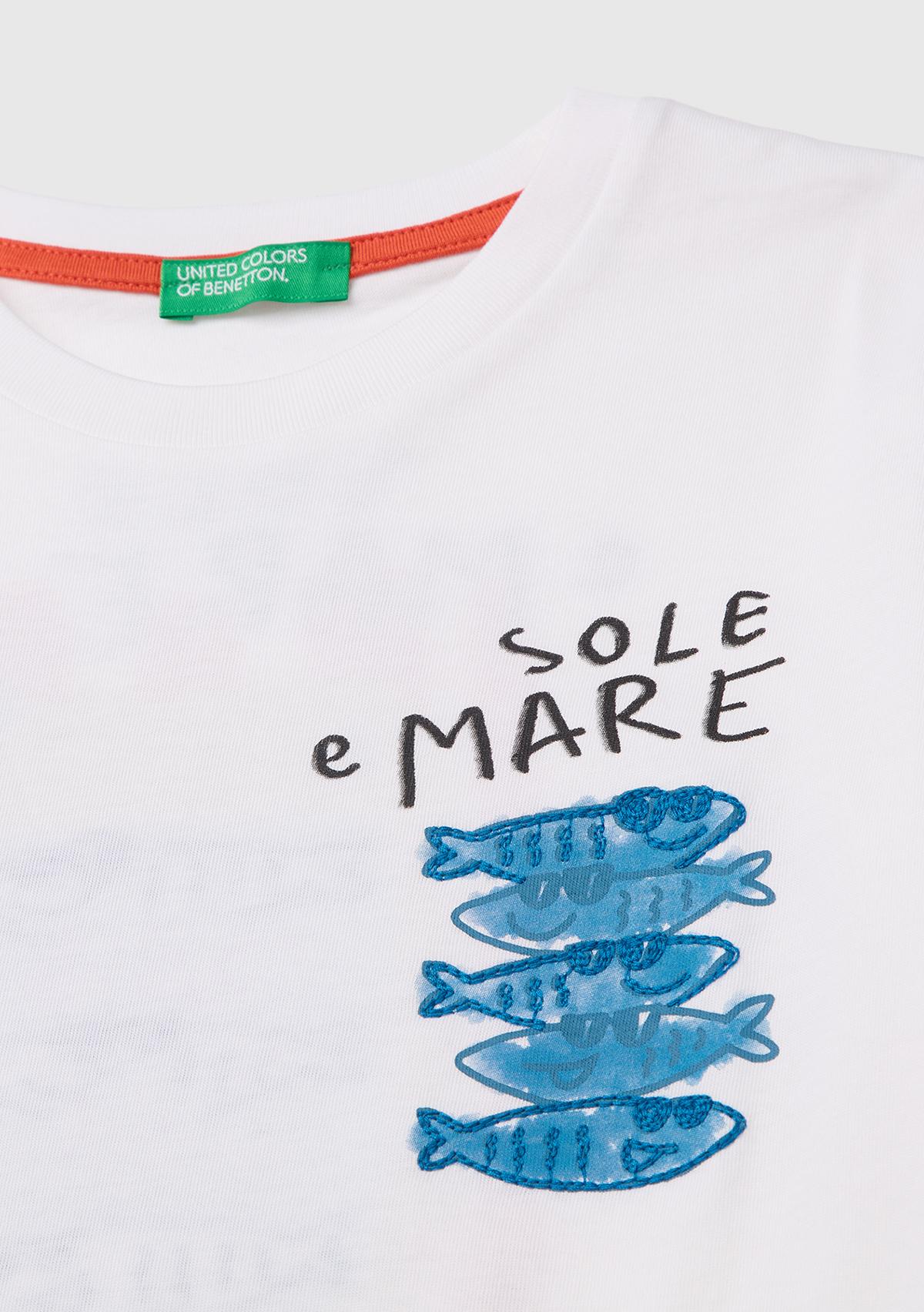 Erkek Çocuk Beyaz Ön ve Arka Baskı İşleme Detaylı T-Shirt