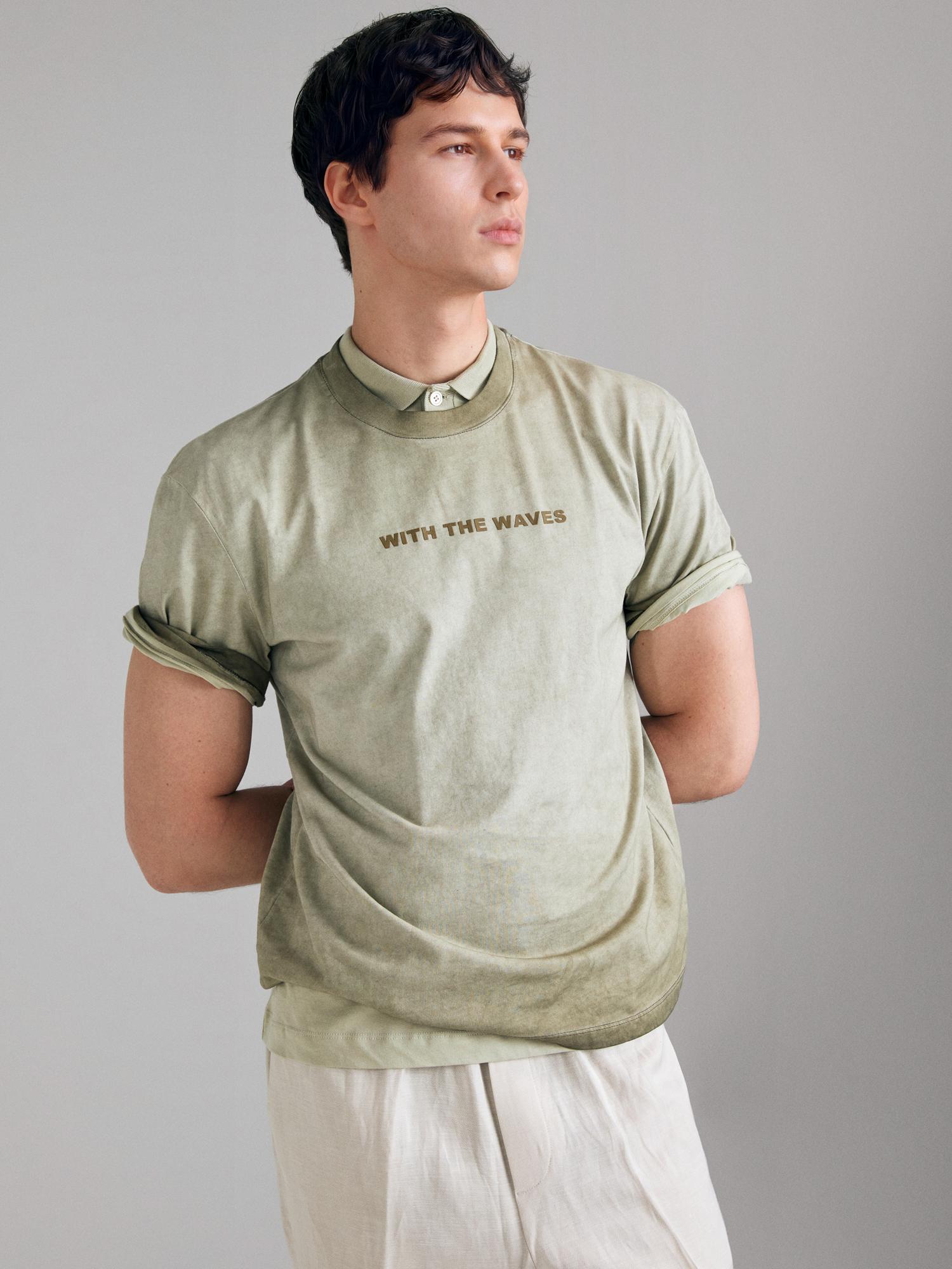 Erkek Haki %100 Pamuk Önü Baskı Detaylı Soluk Efektli T-Shirt