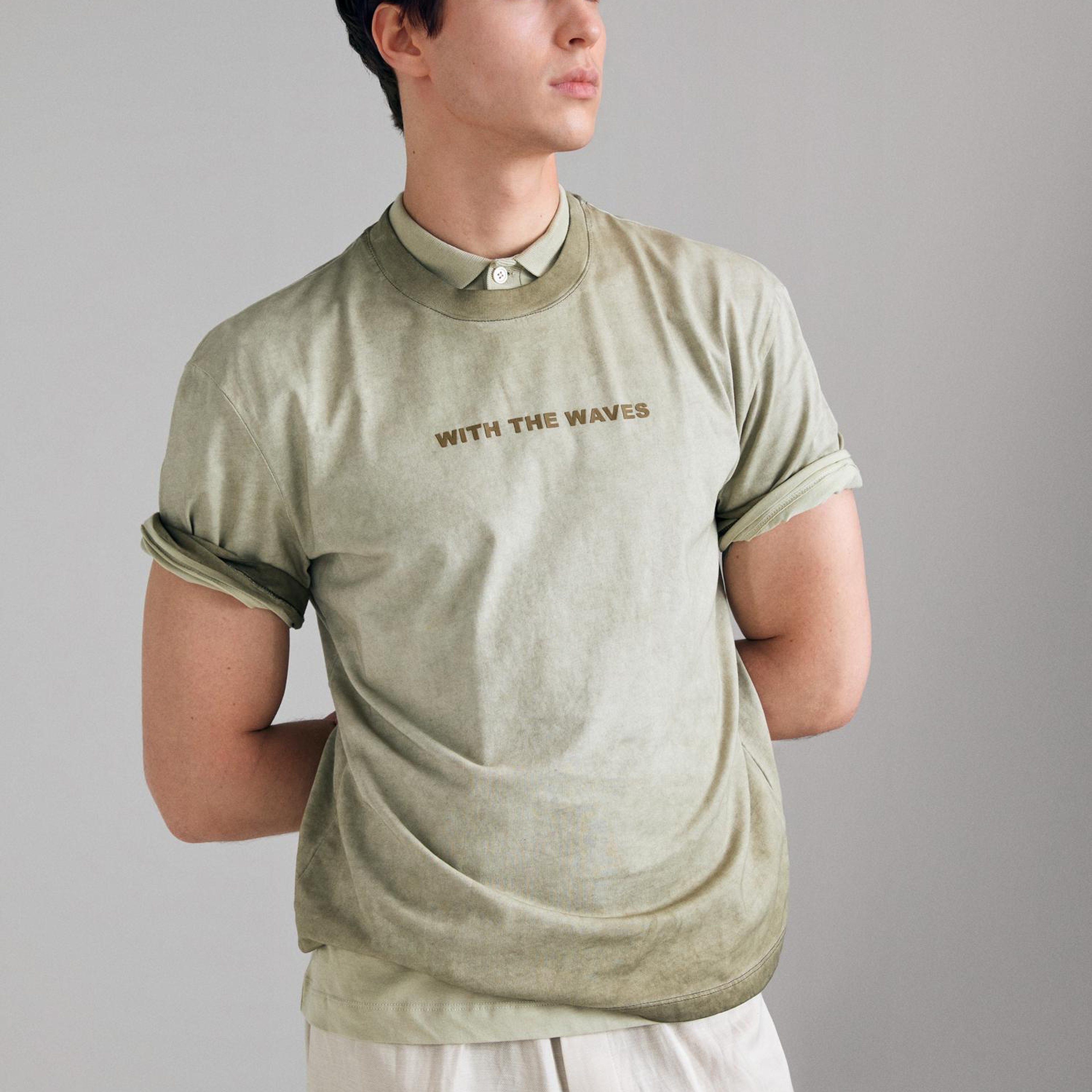 Erkek Haki %100 Pamuk Önü Baskı Detaylı Soluk Efektli T-Shirt