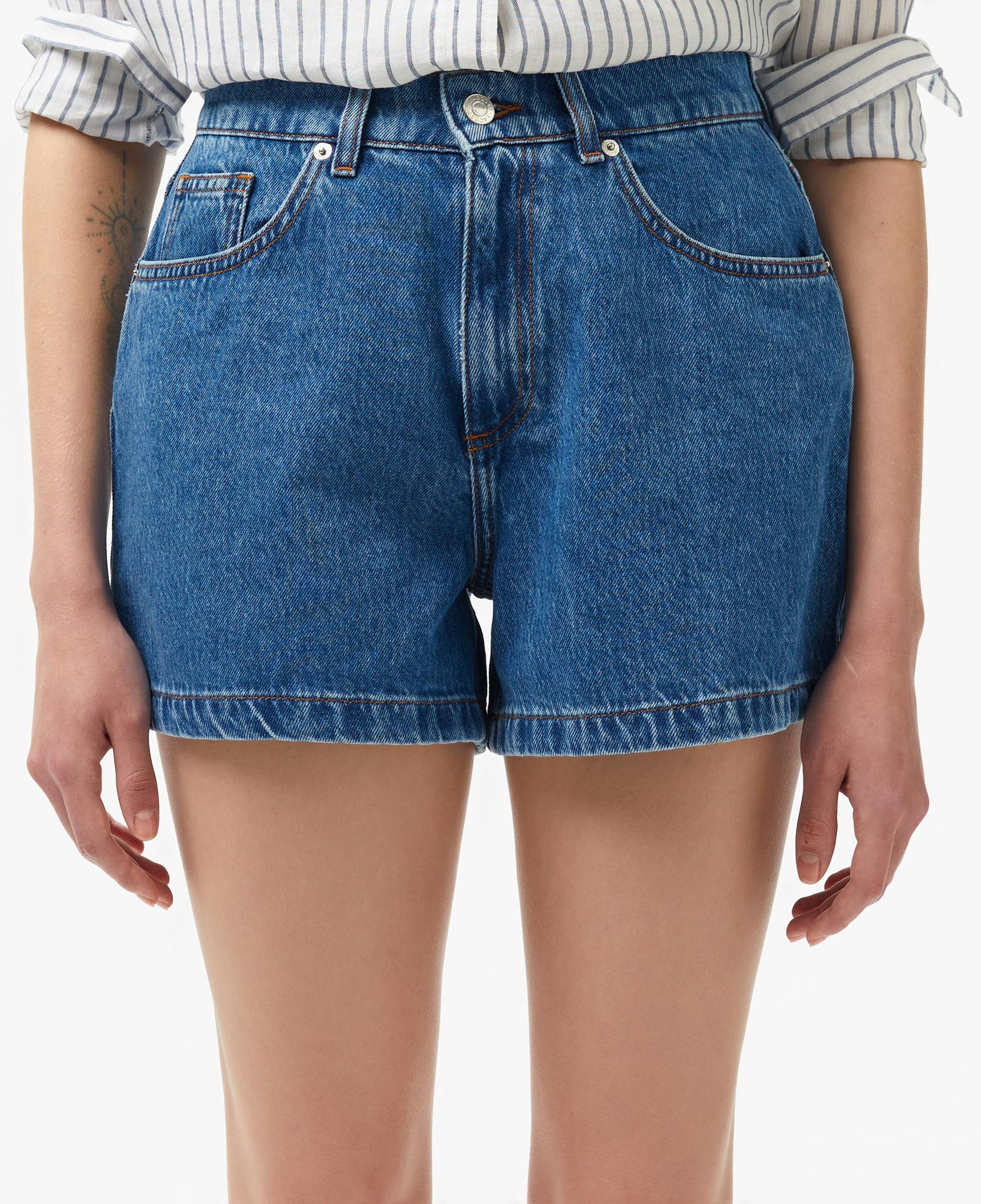 Kadın Regular Fit Denim Koyu Mavi Şort