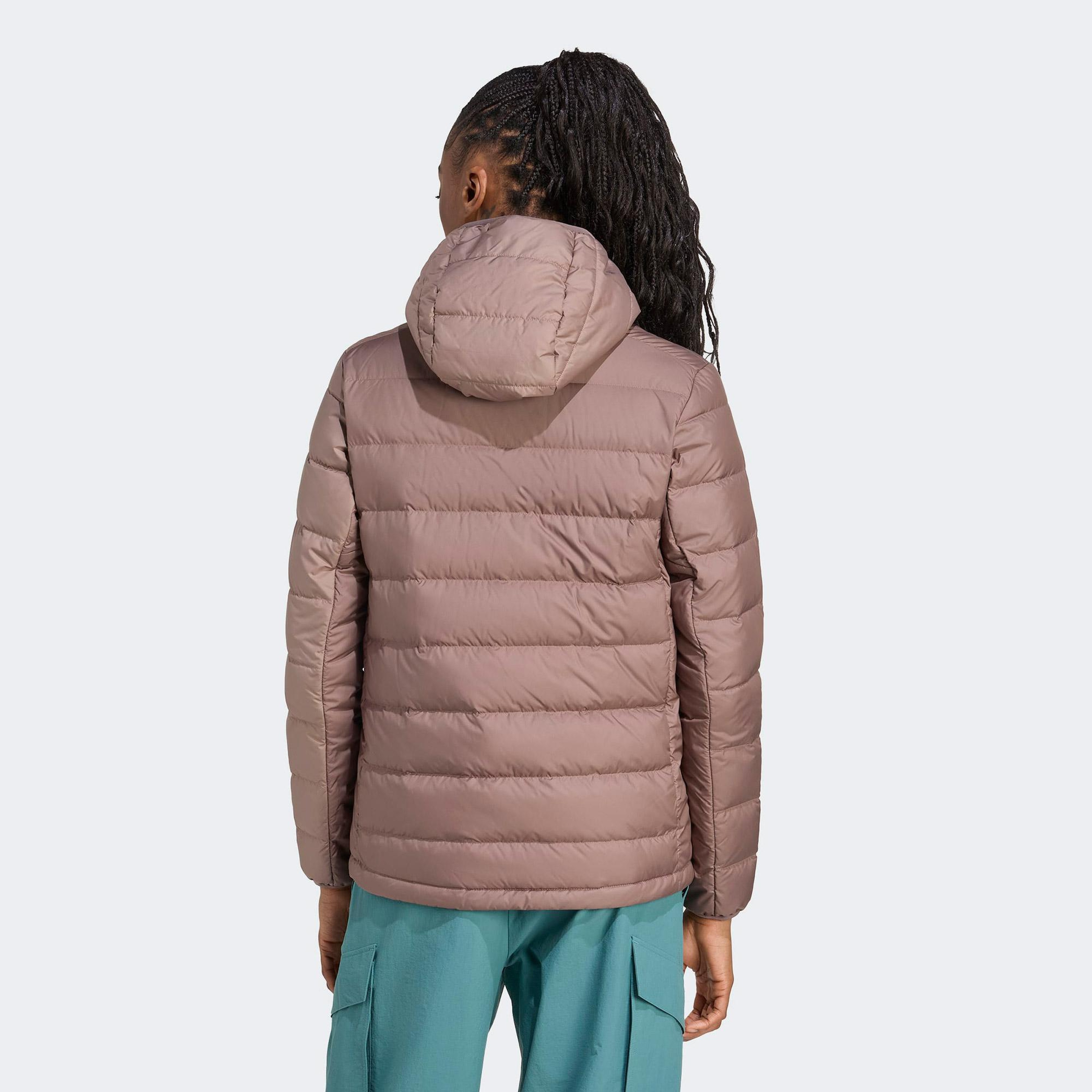 adidas Terrex Multi Light Down Climawarm Kapüşonlu Kadın Kahverengi Yürüyüş Montu