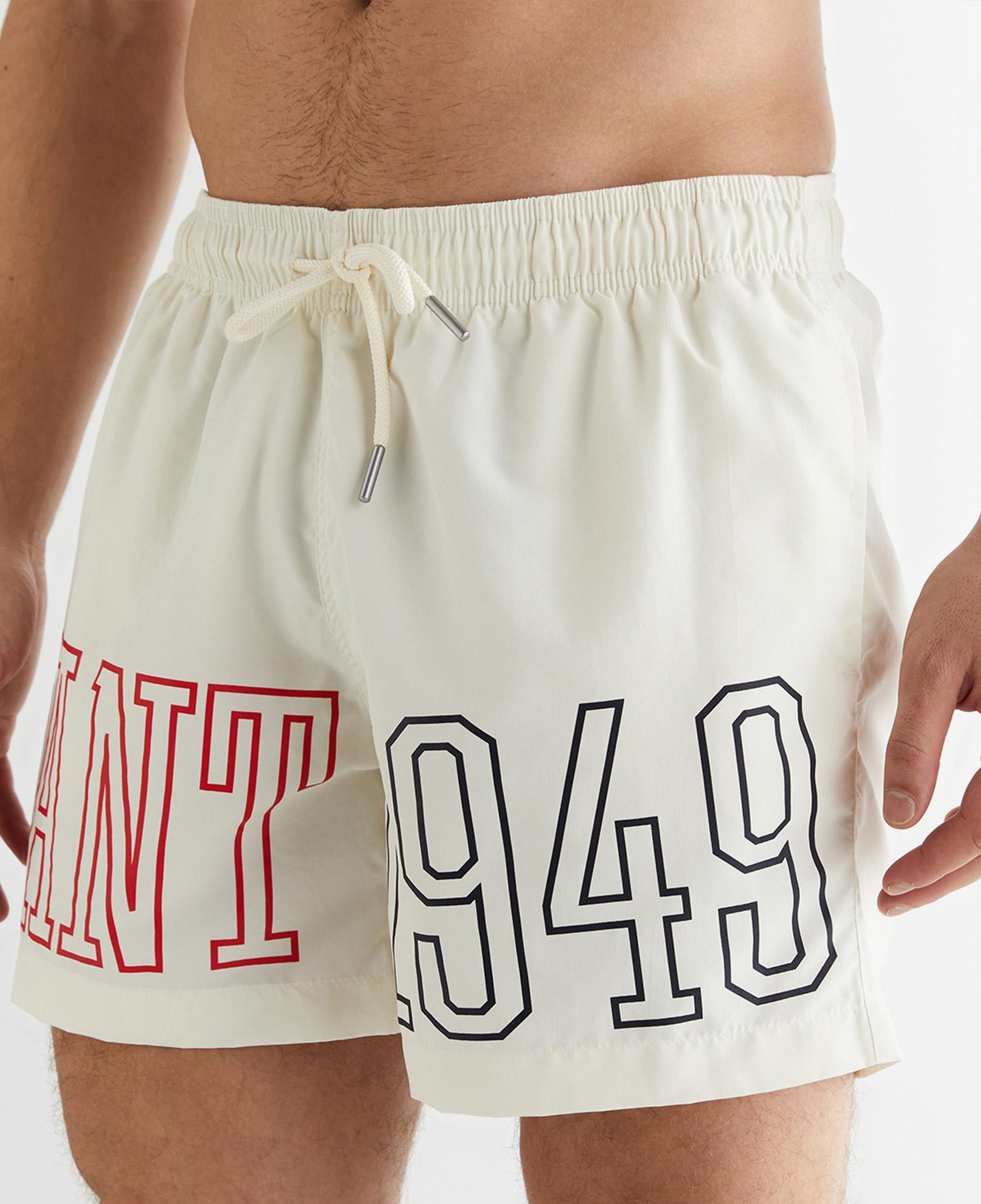 GANT Erkek Krem Regular Fit Logolu Deniz Şortu