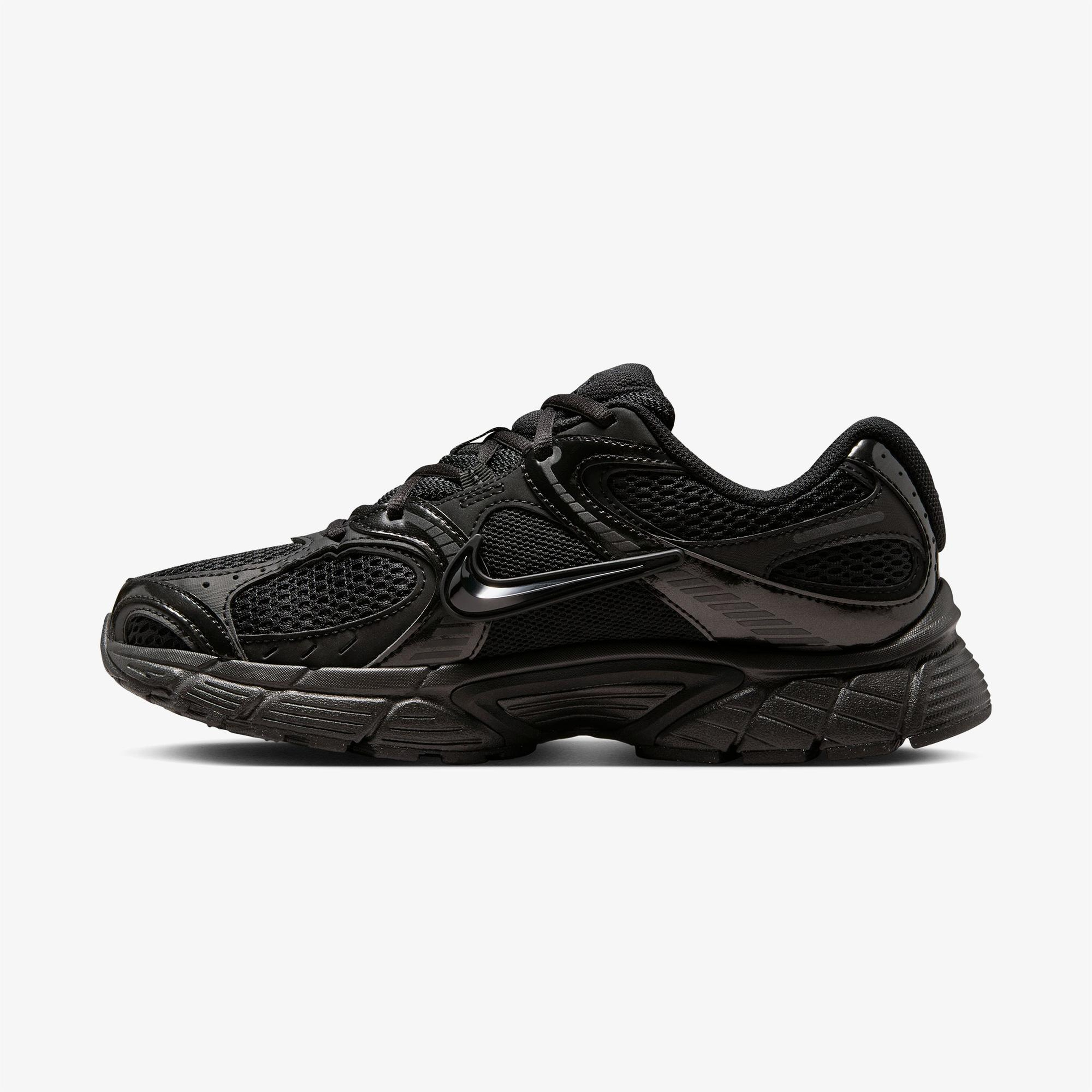 Nike V5 RNR Kadın Siyah Spor Ayakkabı