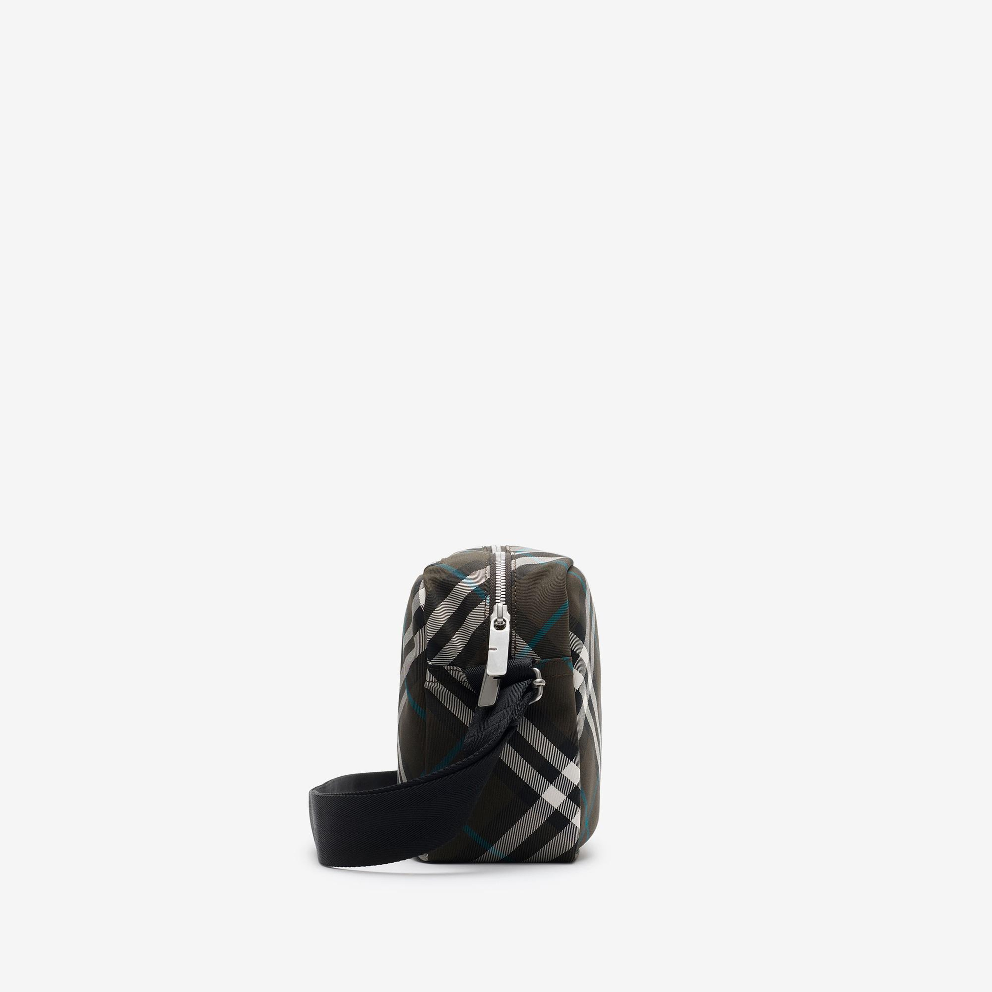 Burberry Classics Crossbody Erkek Haki Omuz Çantası