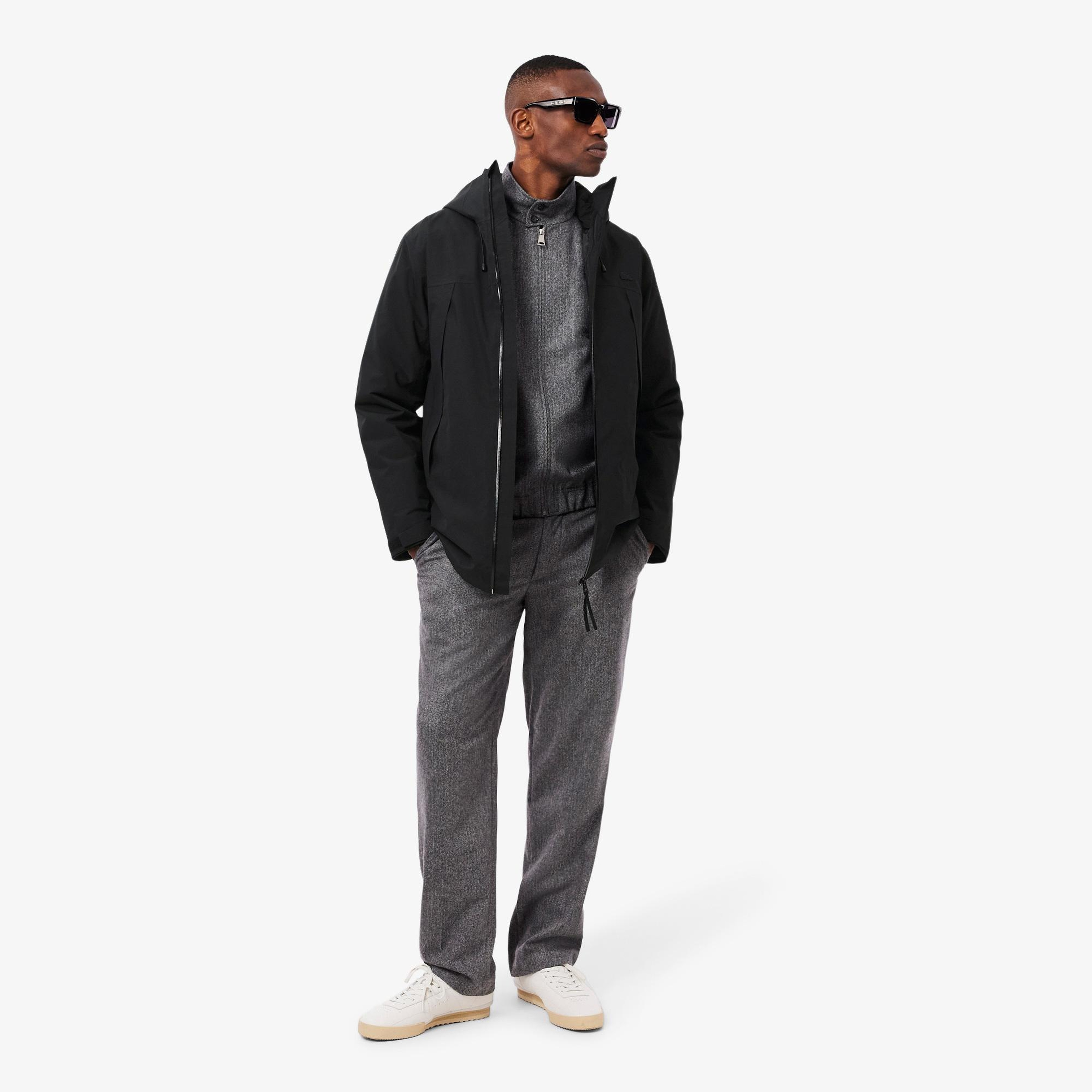 Lacoste Erkek Classic Fit Kapüşonlu Siyah Mont
