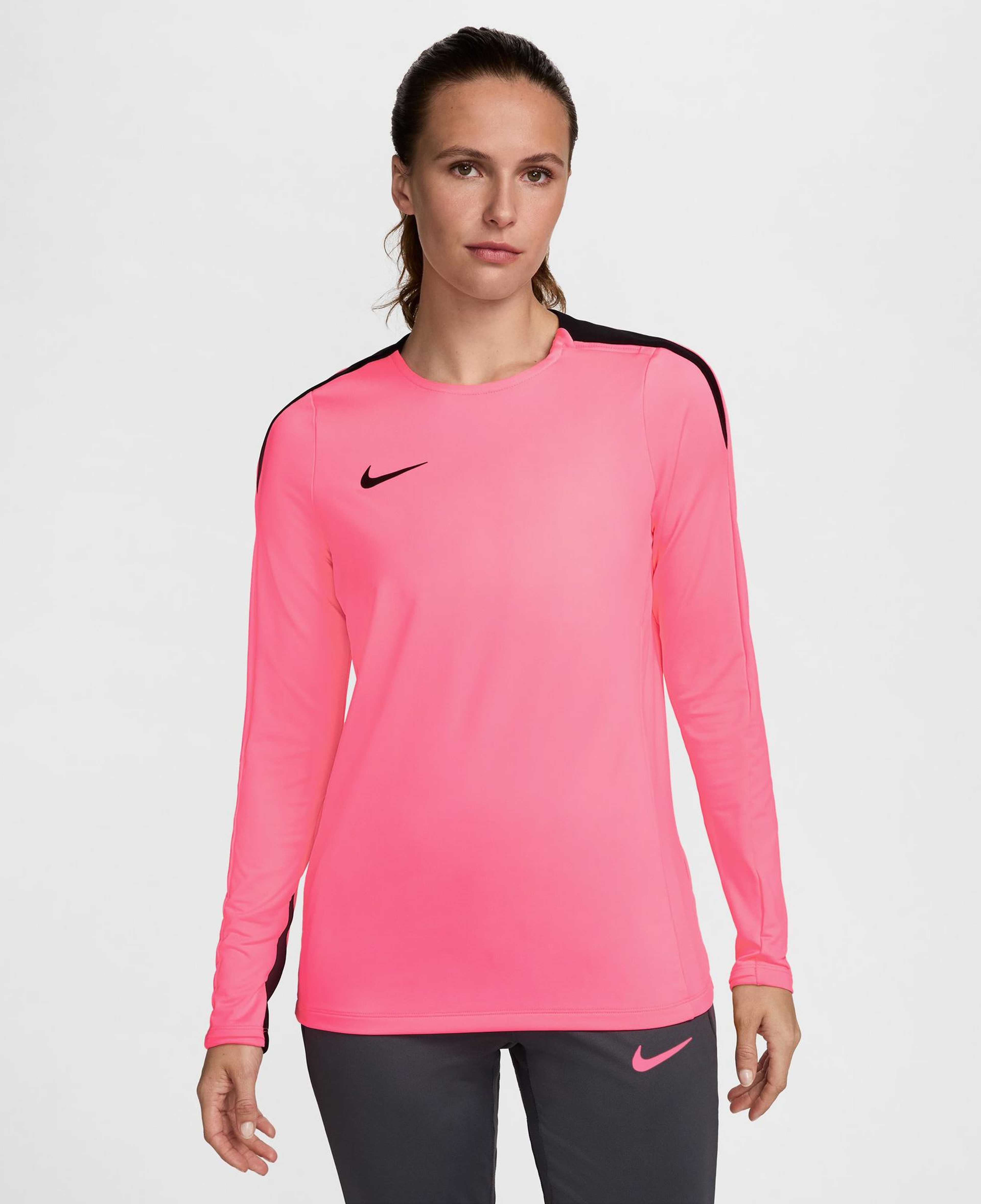Nike Dri-Fit Strike Kadın Kırmızı Uzun Kollu T-Shirt