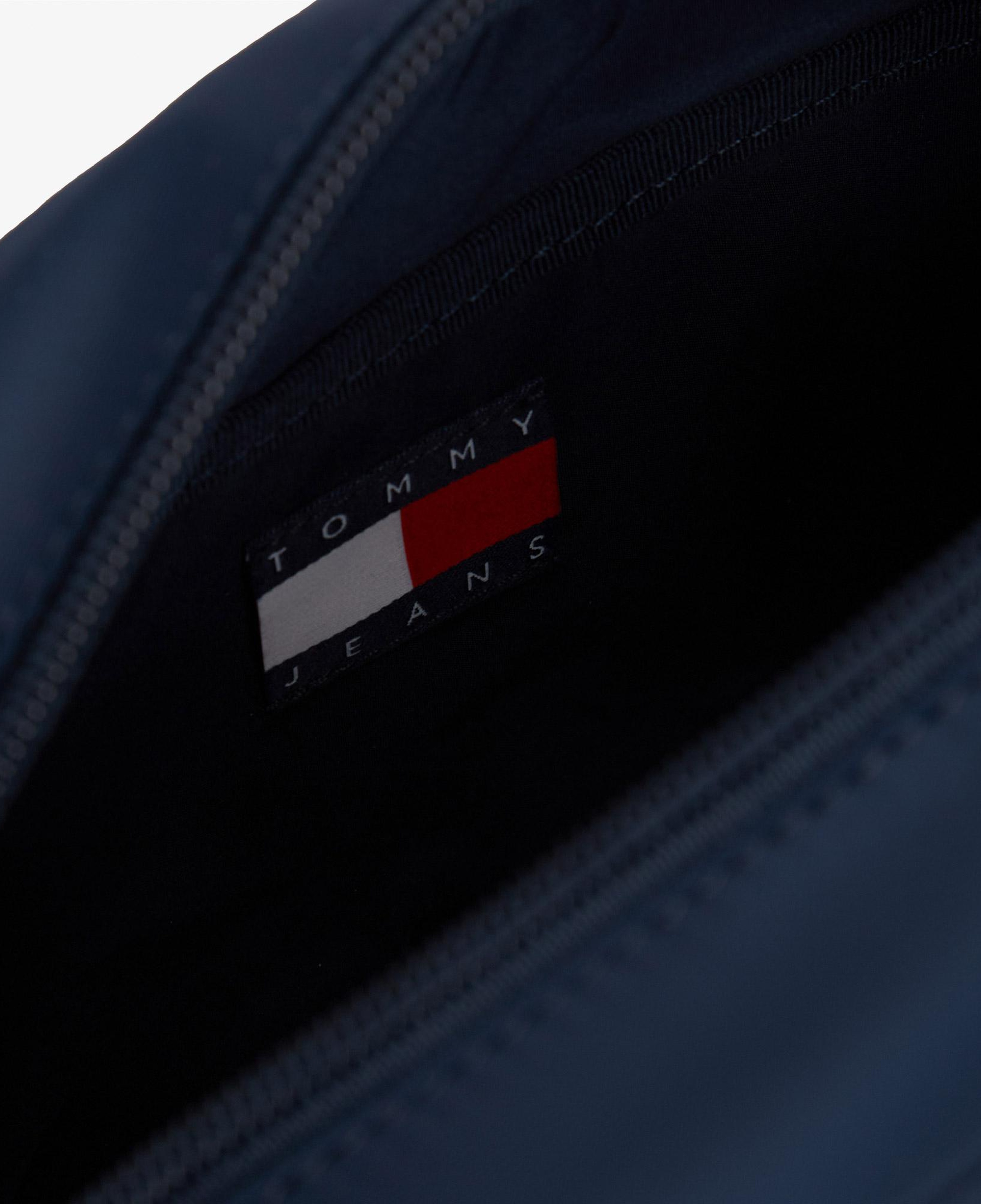 Tommy Hilfiger Essential Daily Kadın Lacivert Çapraz Çanta