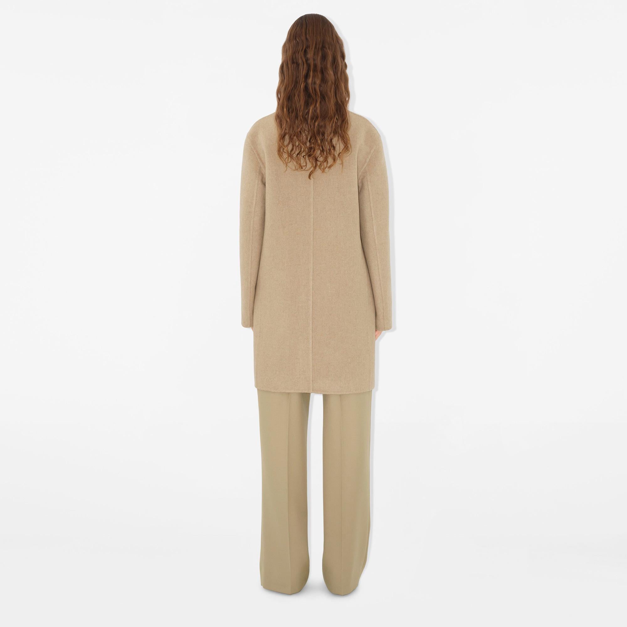 Burberry Giu Cashmere Kadın Bej Palto