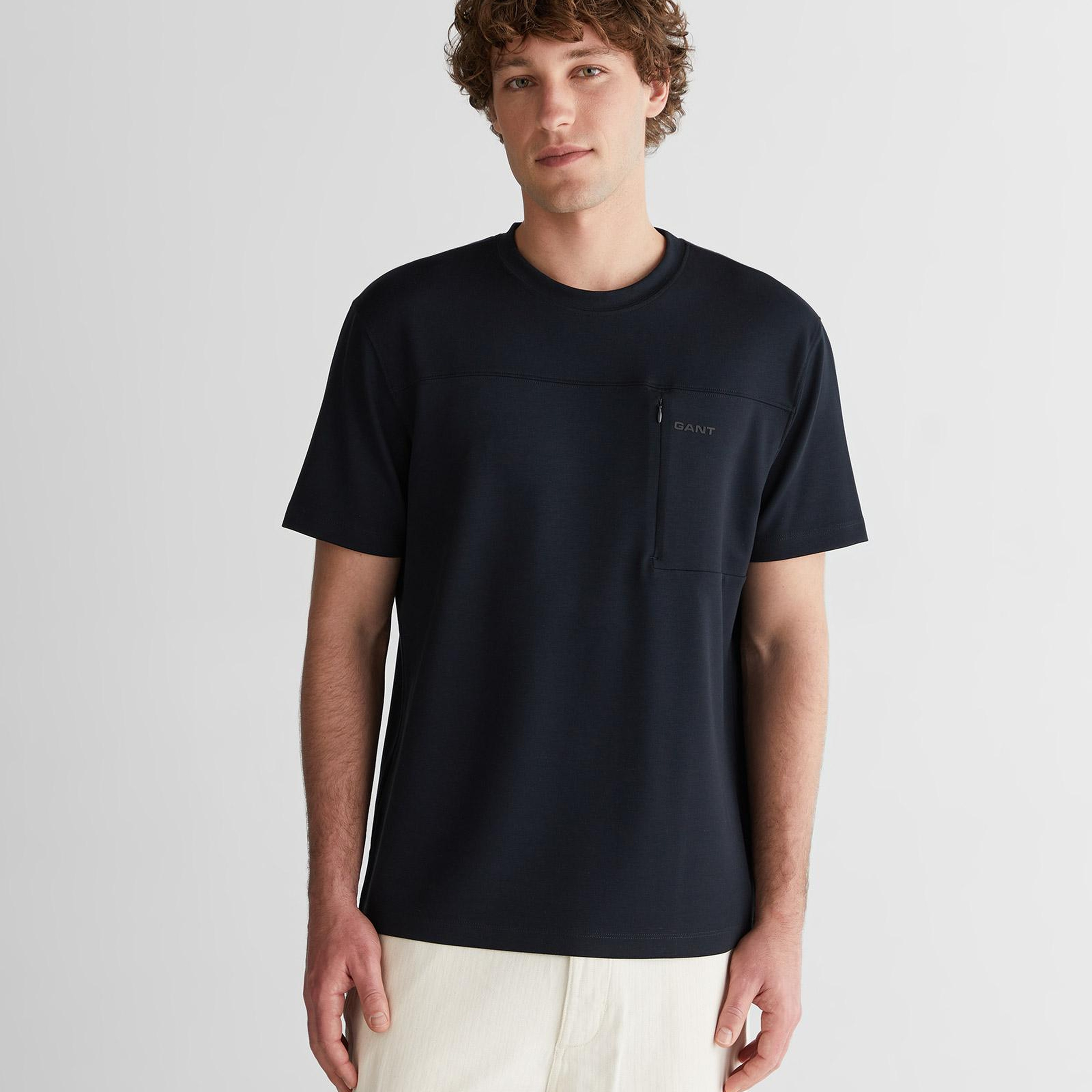GANT Erkek Siyah Kısa Kollu T-Shirt