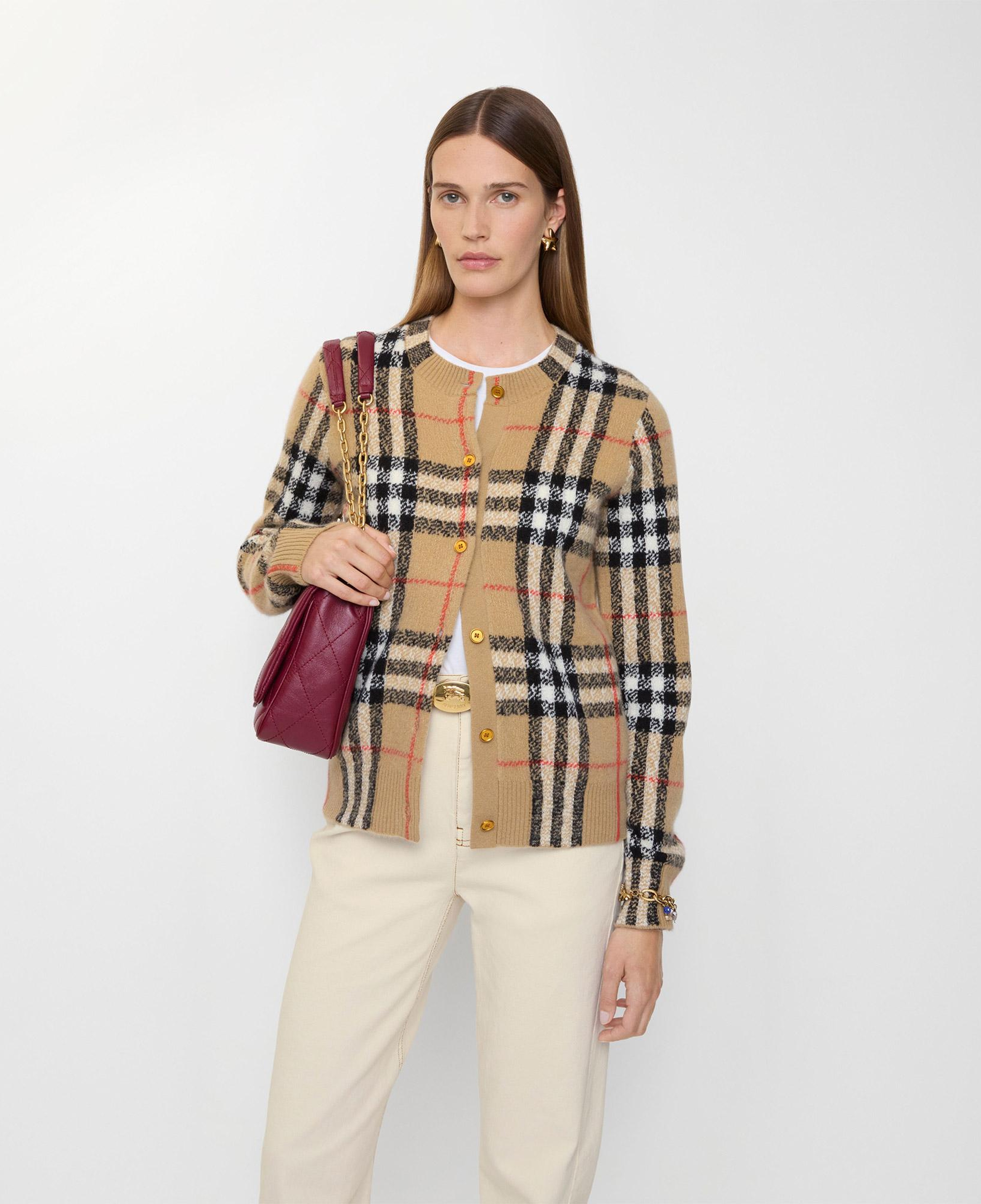 Burberry Clara Kadın Bej Hırka