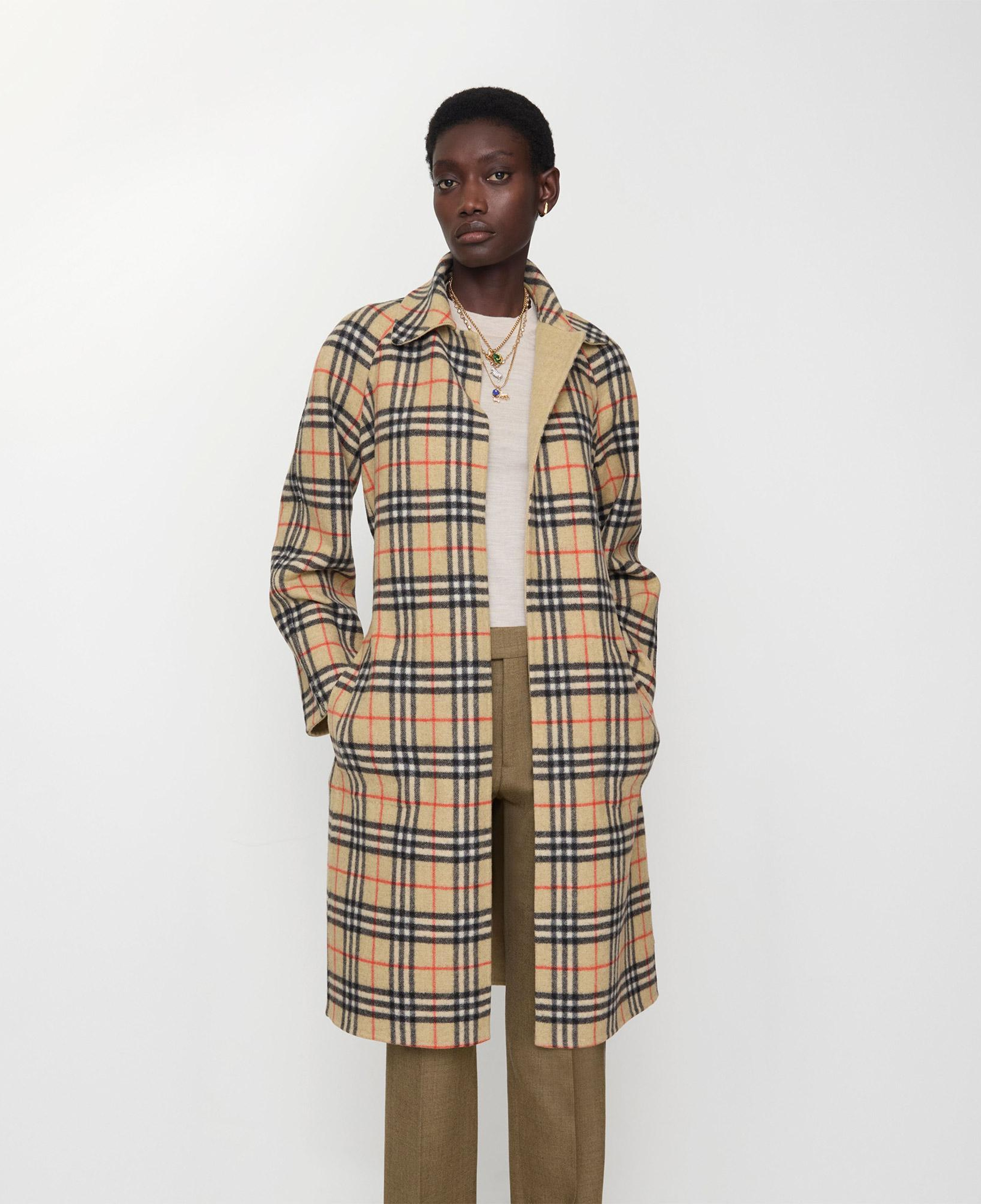Burberry Tunbridge Kadın Bej Kaban