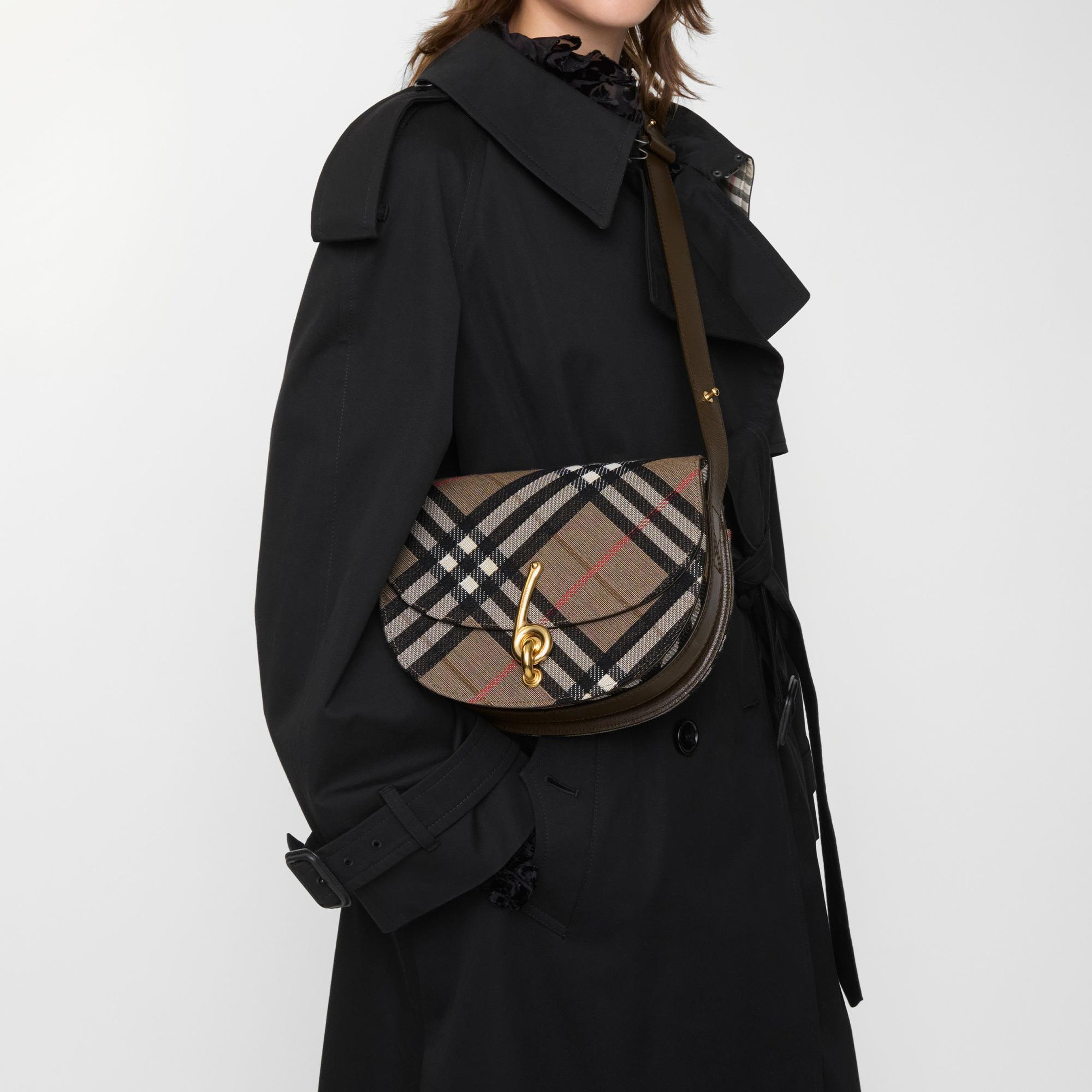 Burberry Bridle Kadın Bej Çanta