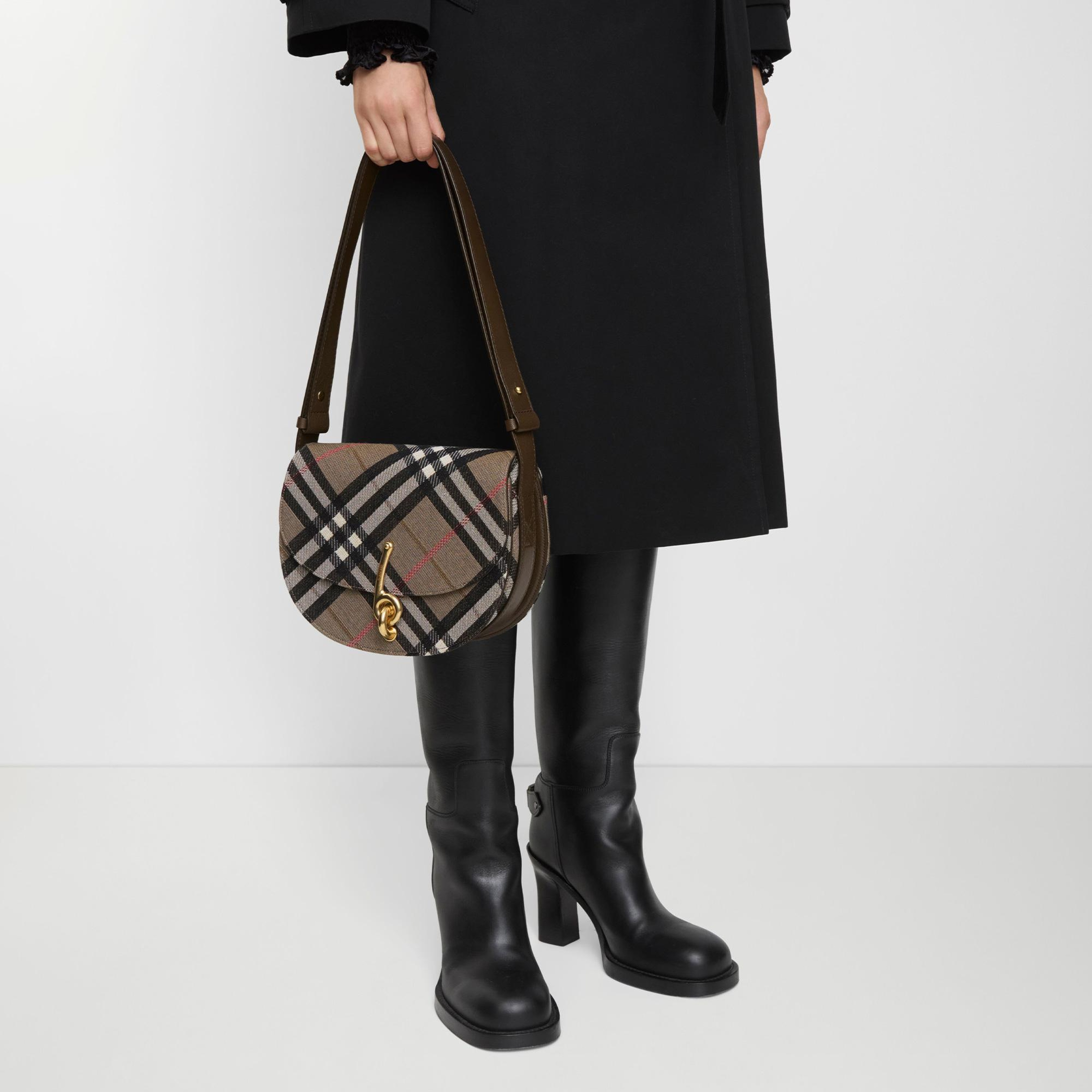 Burberry Bridle Kadın Bej Çanta